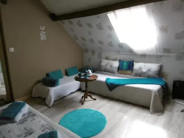 Photo of the whole room, Bed in Chambres d'hotes du Moulin