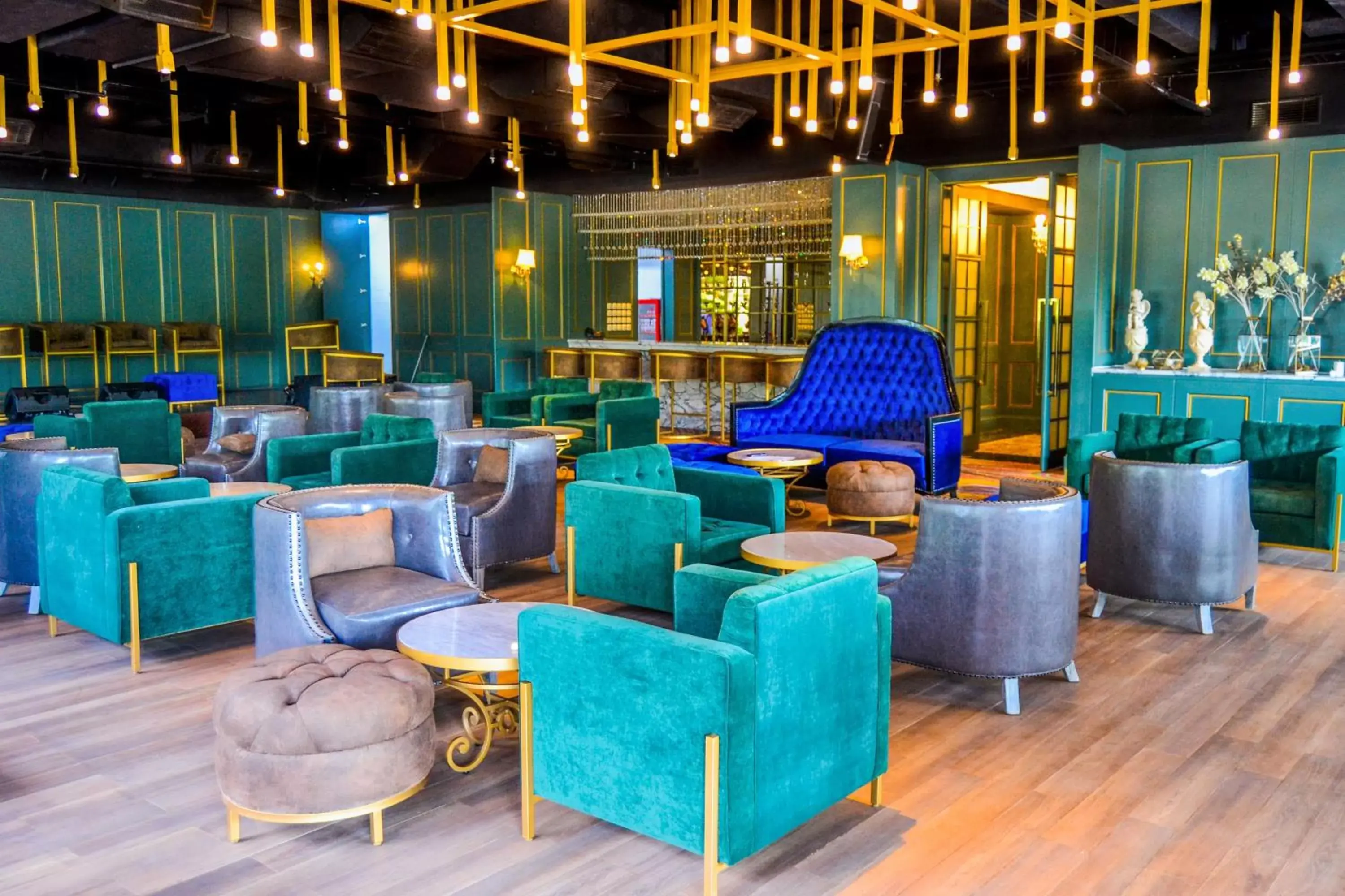 Lounge or bar in Swiss-Belhotel Kendari