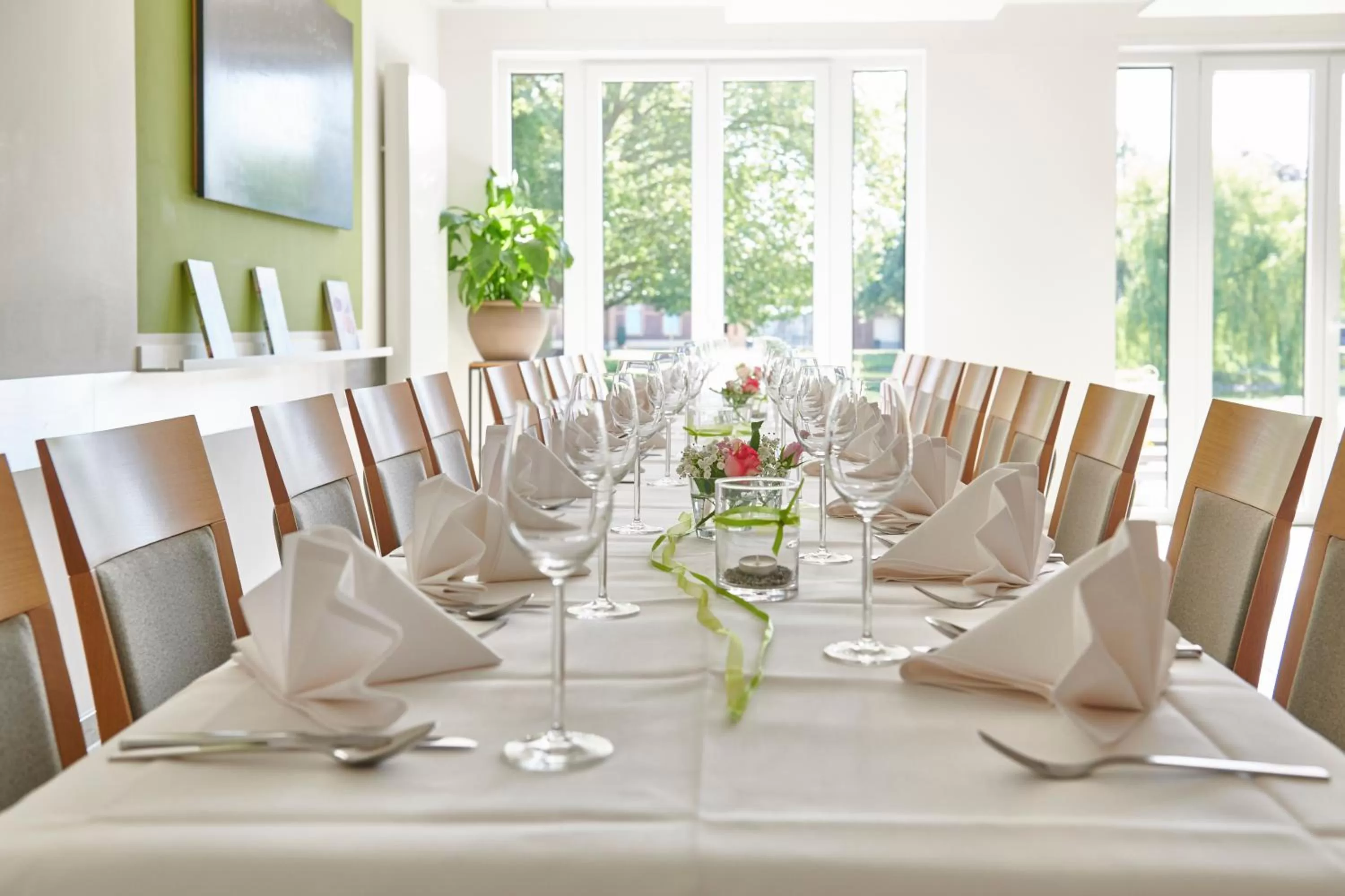 Restaurant/places to eat in Schwanenhof Hotel und Restaurant