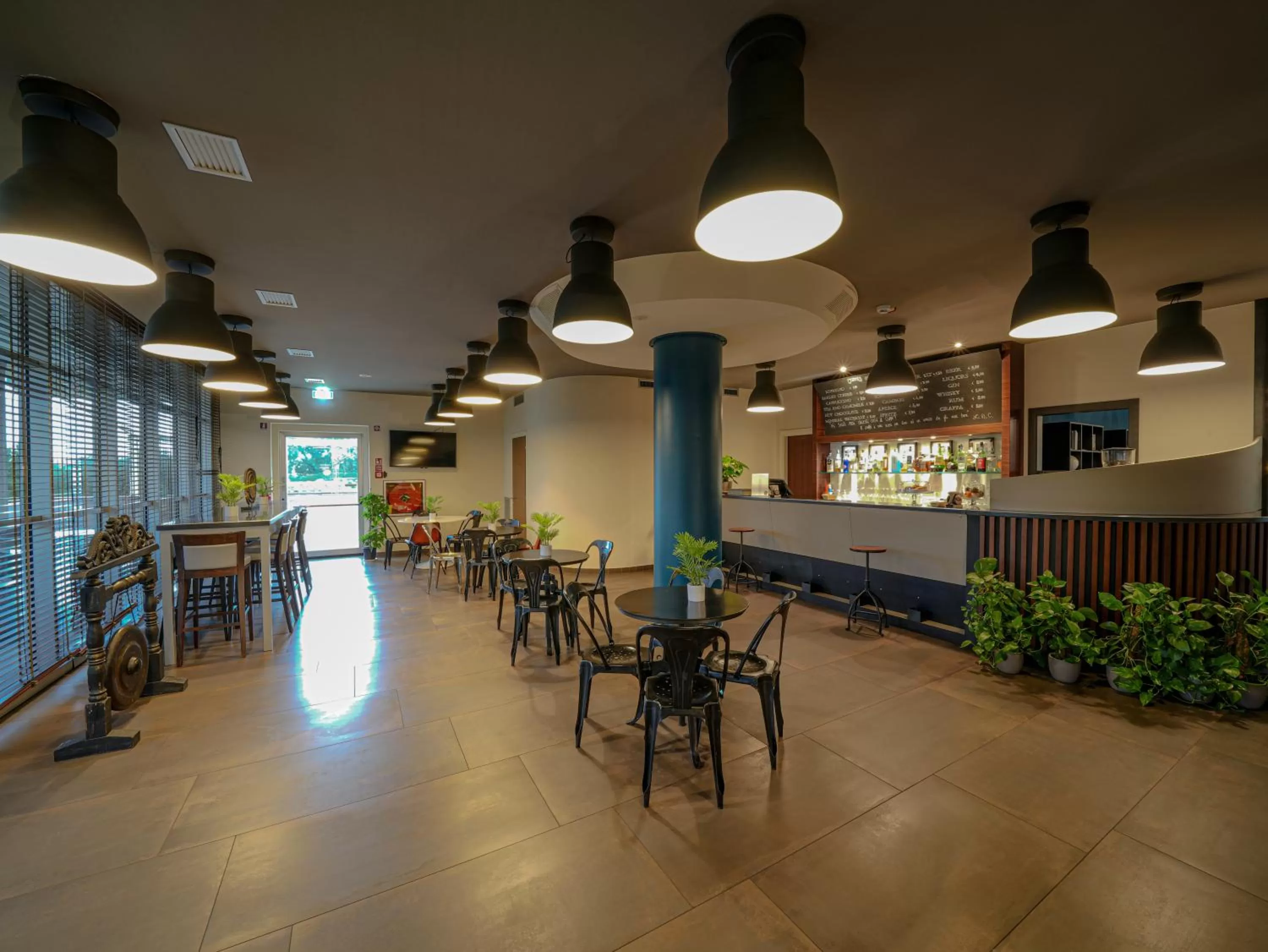 La Meridiana Bleisure Hotel