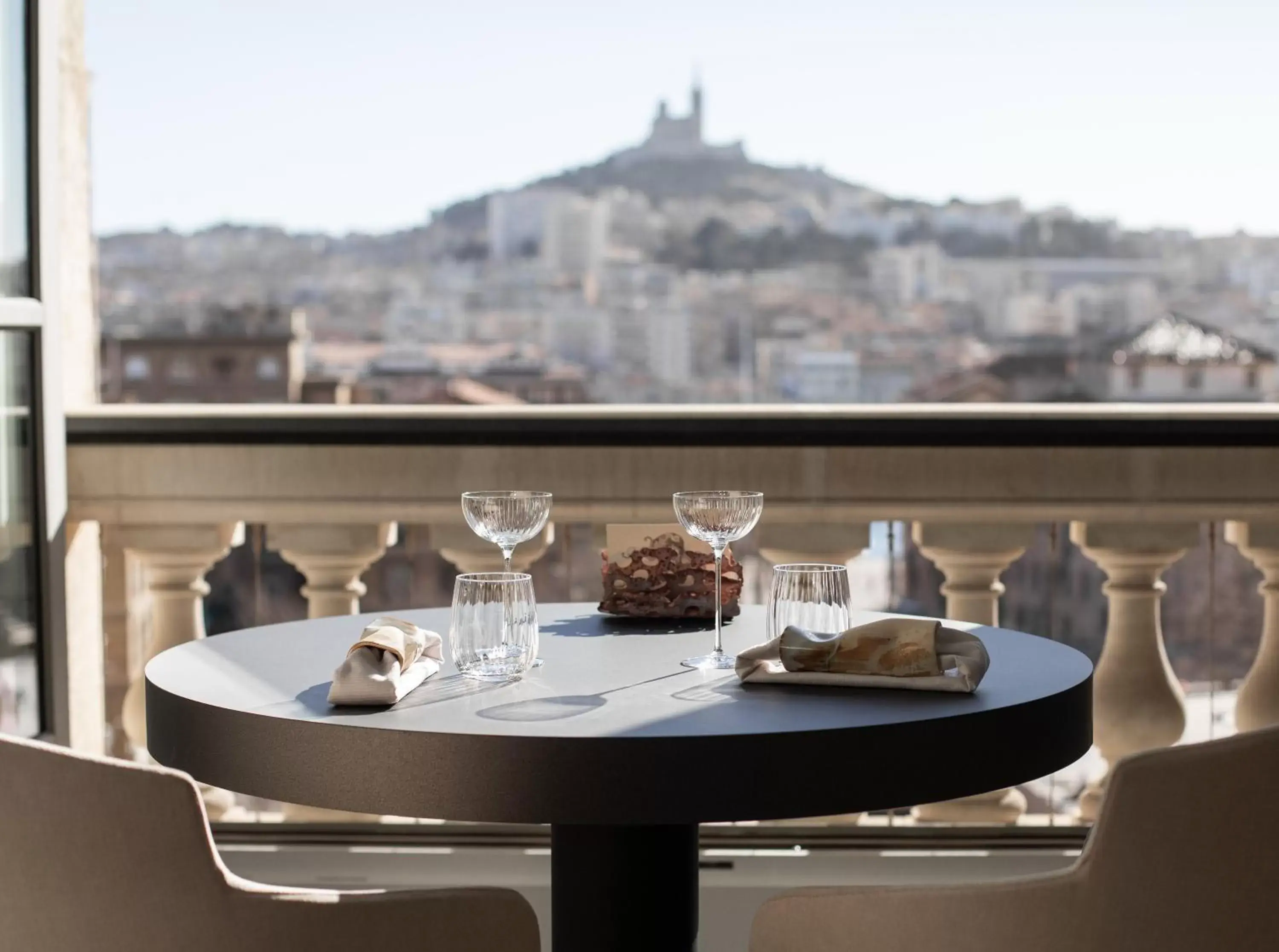 Restaurant/places to eat in InterContinental Marseille - Hotel Dieu, an IHG Hotel