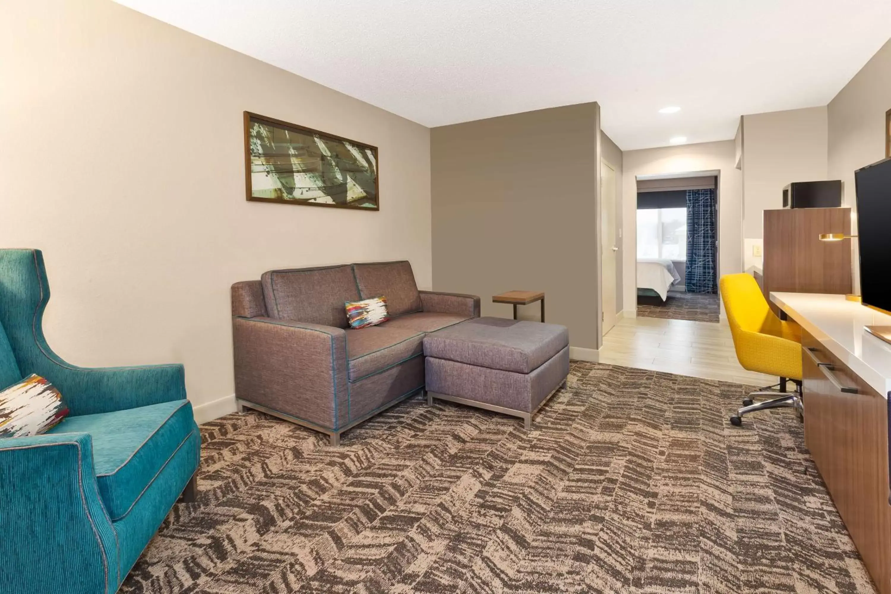 Living room, Seating Area in Hilton Garden Inn Minneapolis Maple Grove