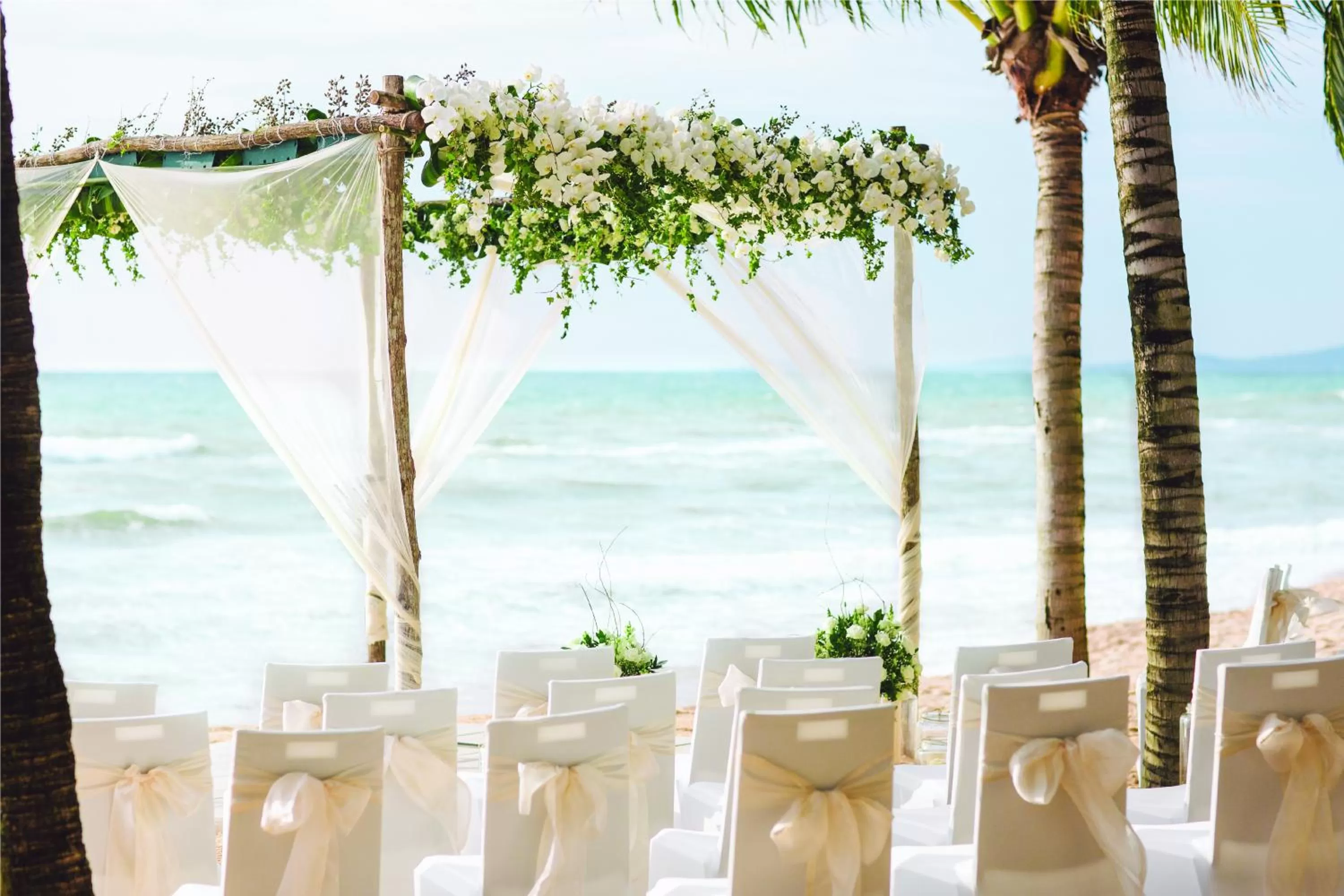 Banquet/Function facilities in Salinda Resort Phu Quoc - Sparkling Wine Breakfast