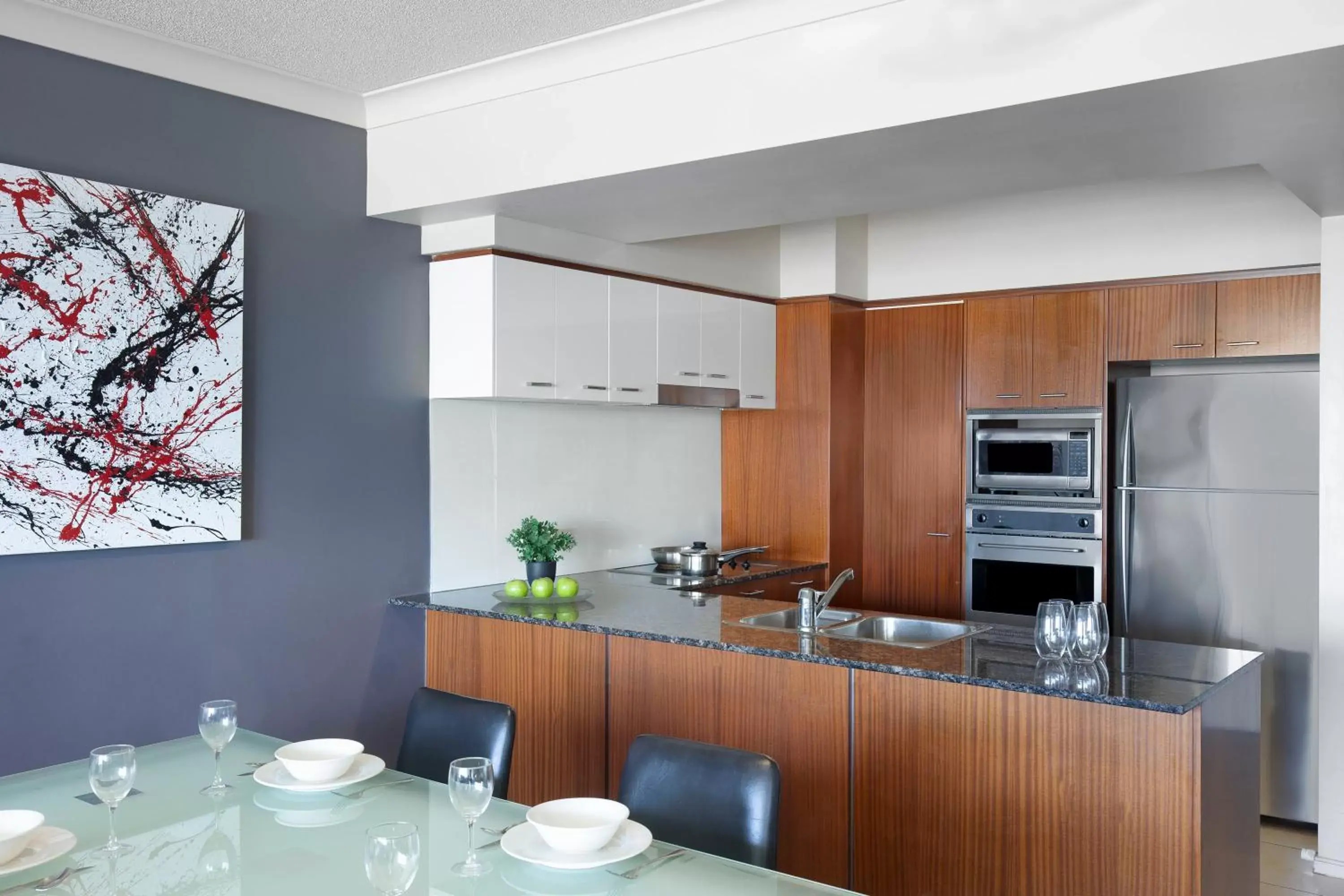 Kitchen or kitchenette, Kitchen/Kitchenette in Mantra Towers of Chevron