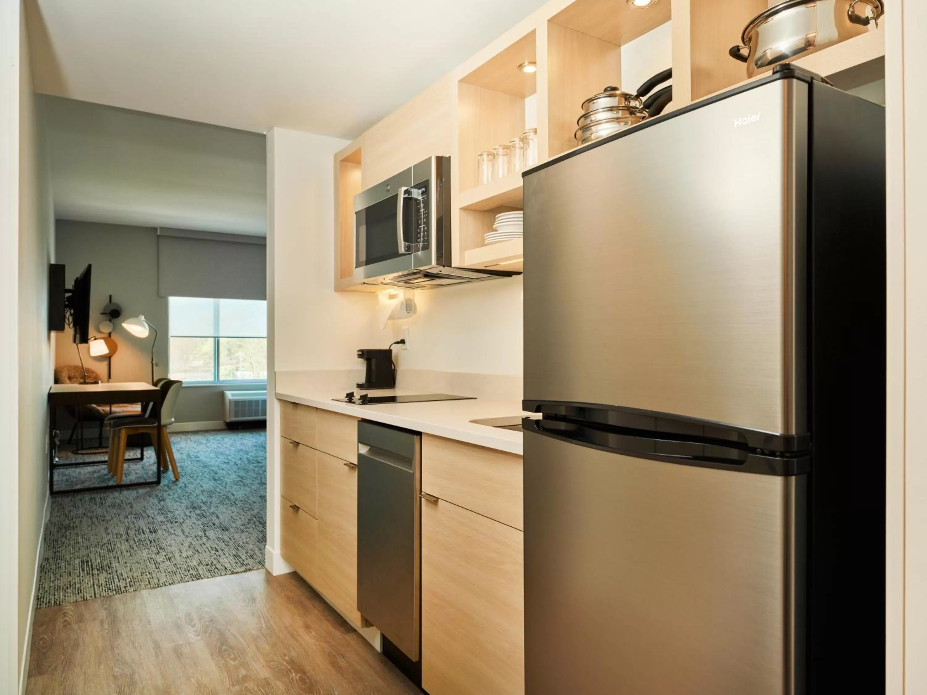 Kitchen or kitchenette in TownePlace Suites by Marriott Hixson