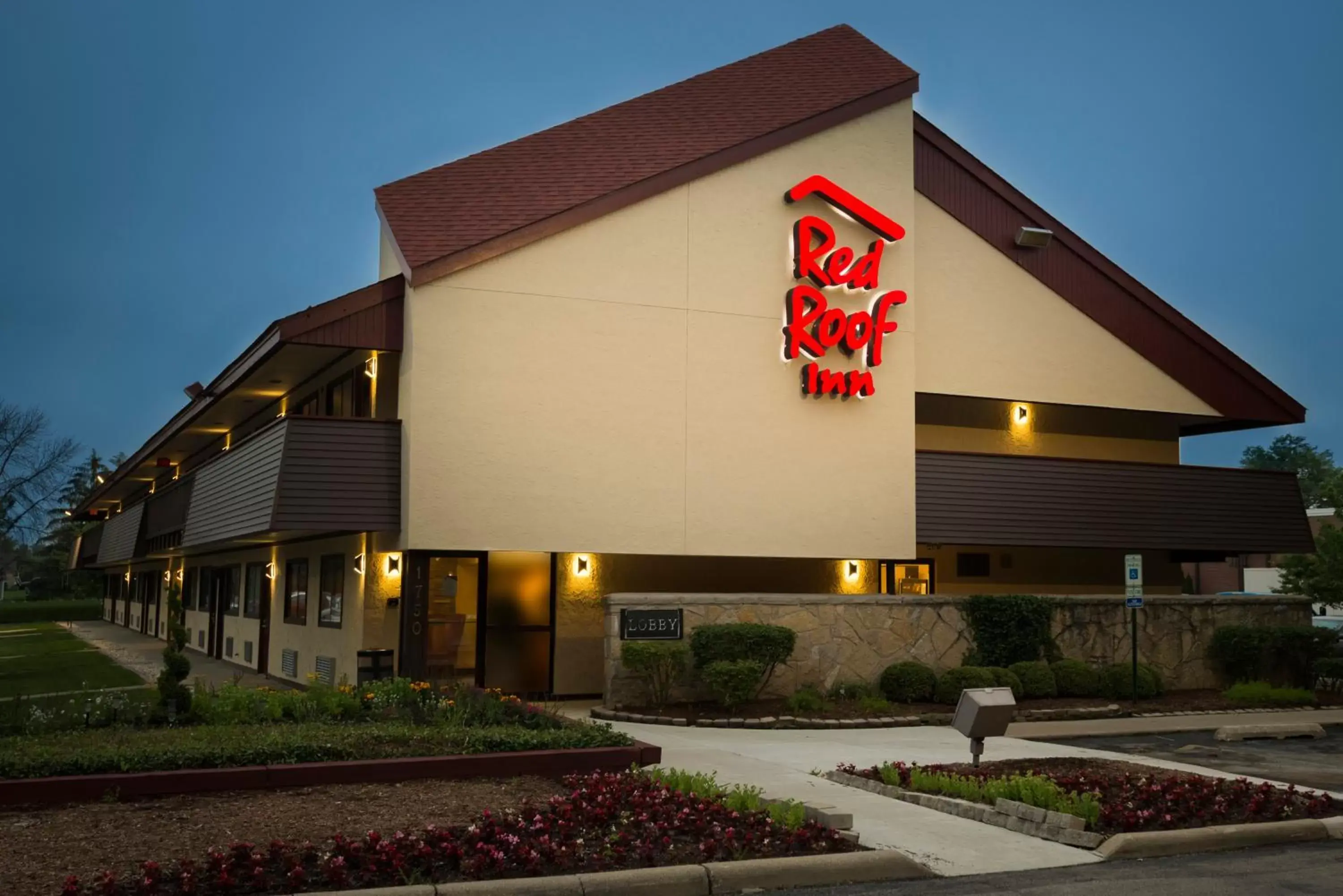 Property Building in Red Roof Inn Chicago - Joliet