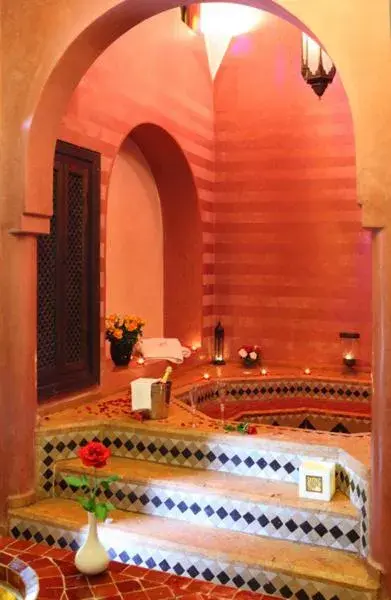 Steam room, Bathroom in Riad Monceau