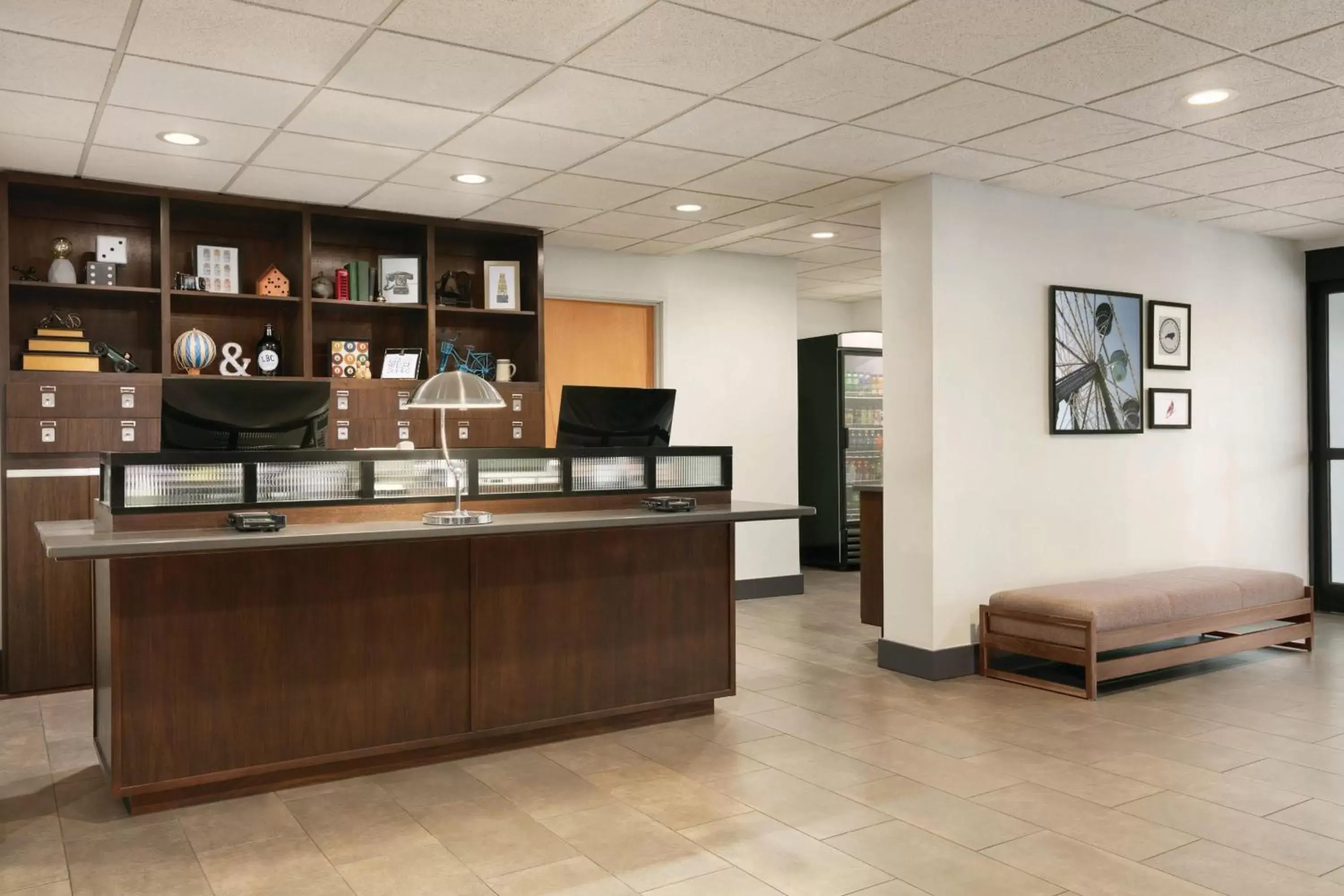 Lobby or reception, Lobby/Reception in Four Points by Sheraton Raleigh Arena