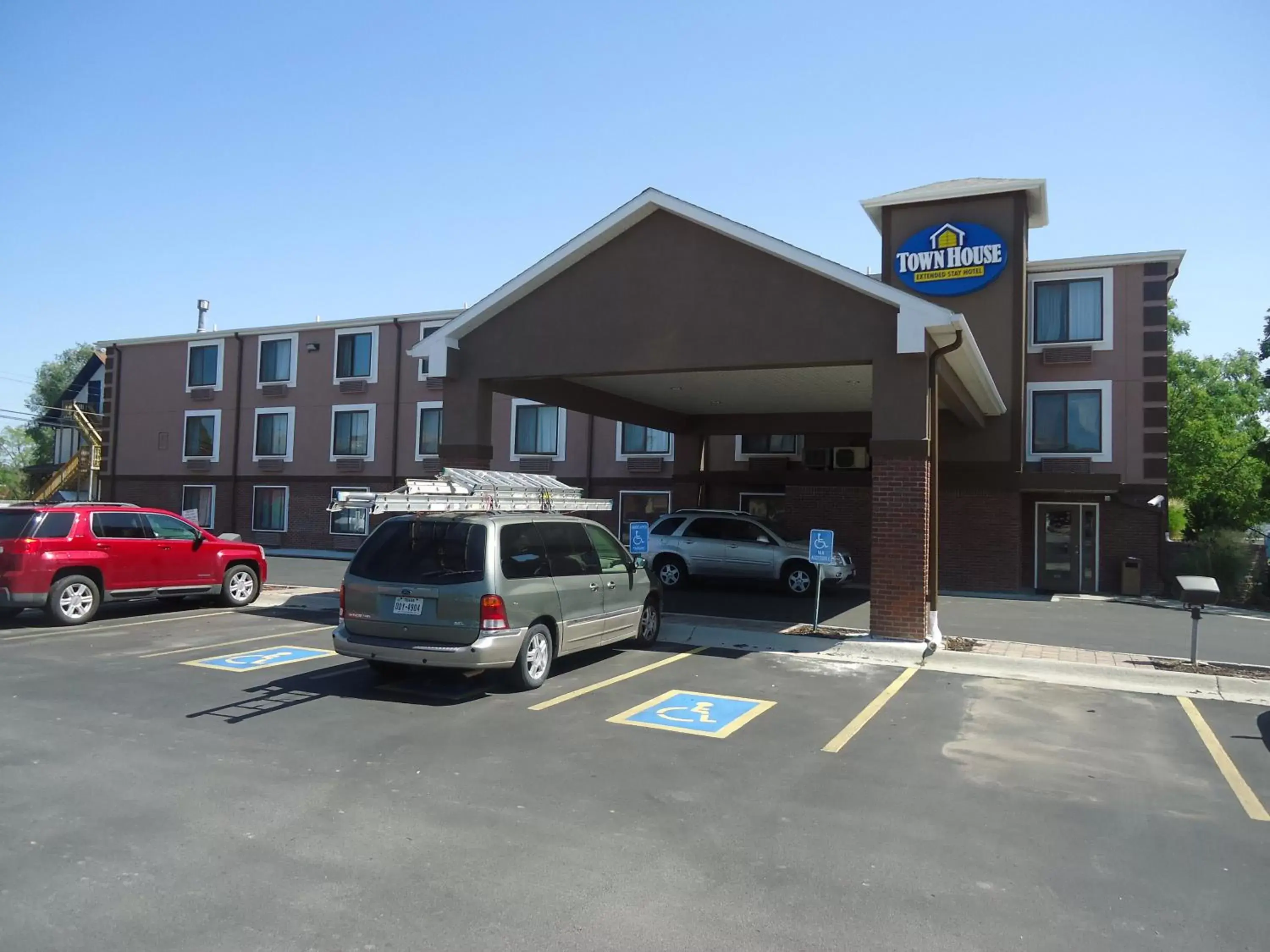 Bird's eye view in TownHouse Extended Stay Hotel Downtown