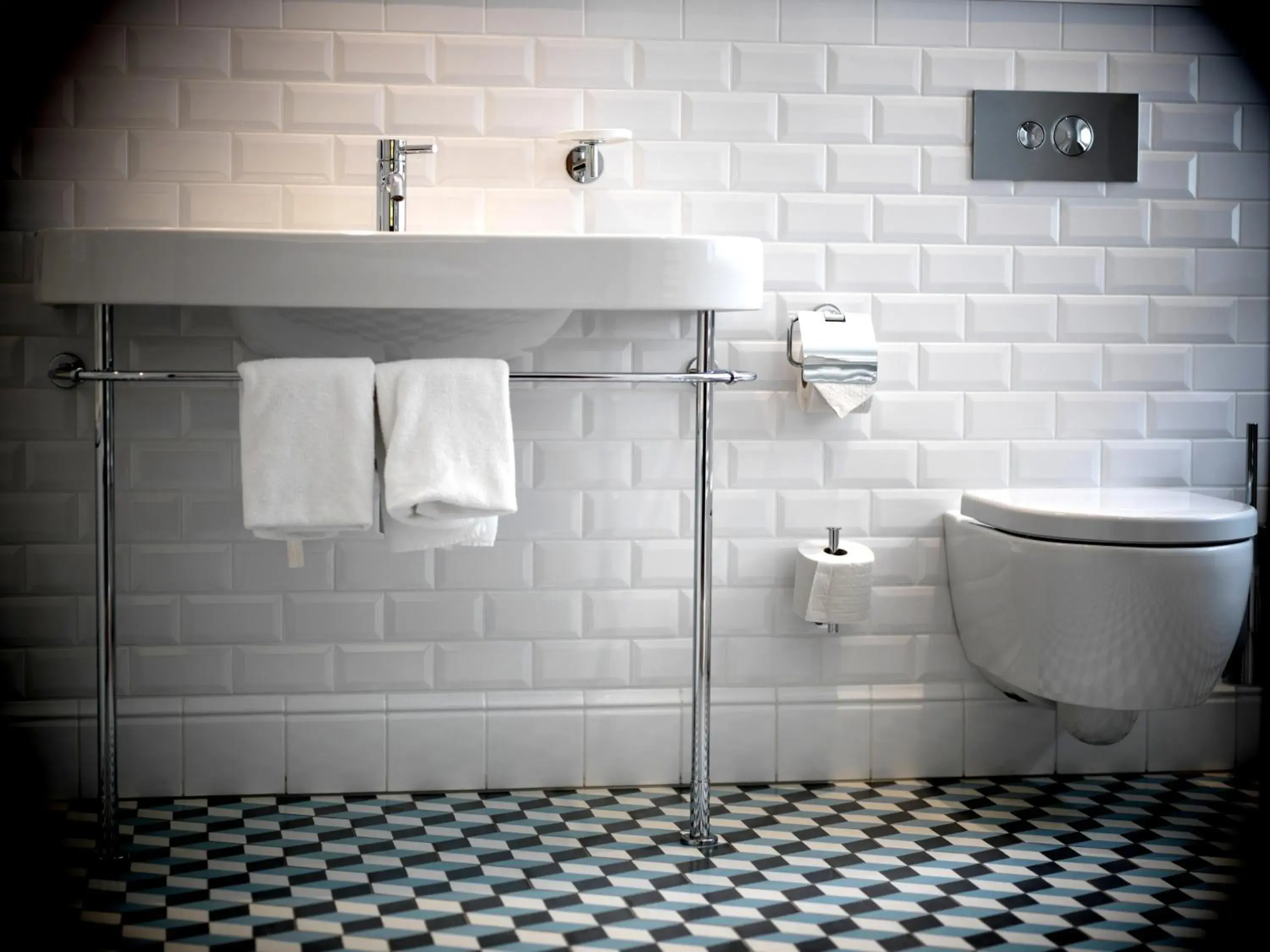 Bathroom in Arthotel Blaue Gans