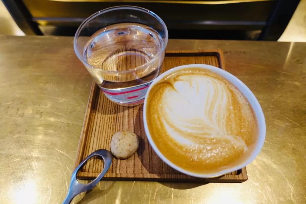 Restaurant/places to eat in BAR10ZIMMER