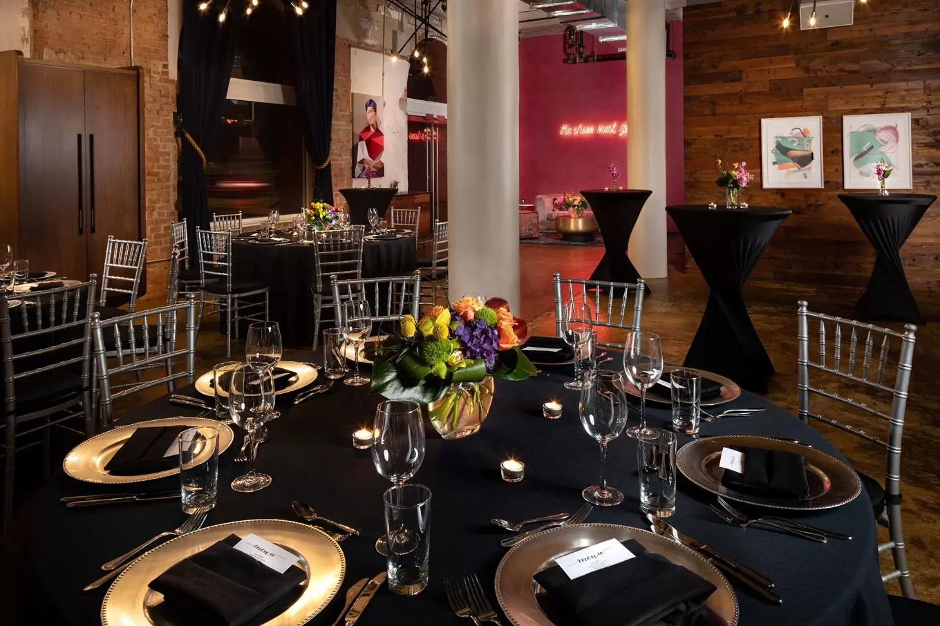 Banquet/Function facilities, Restaurant/Places to Eat in Canvas Hotel Dallas
