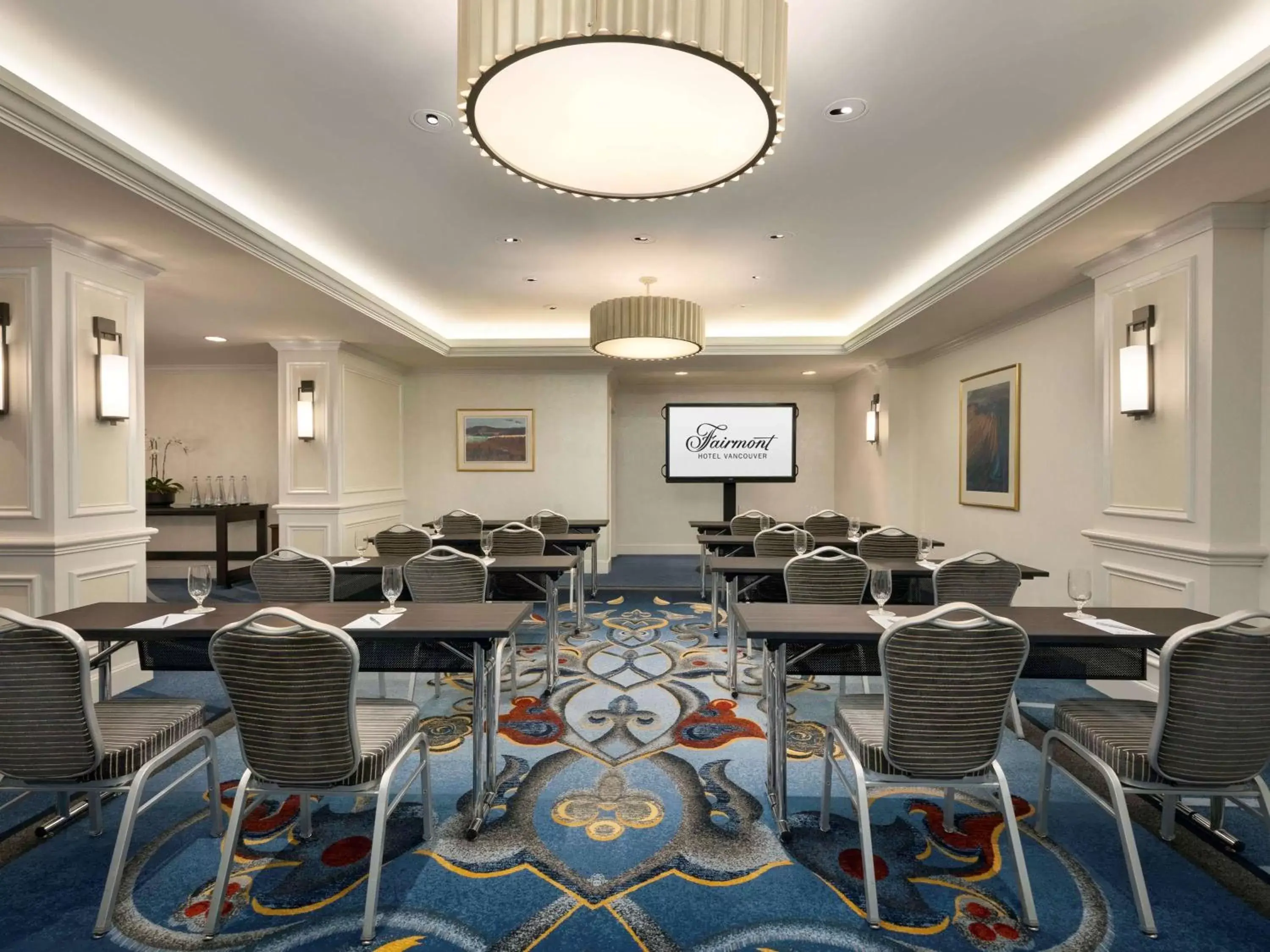 Meeting/conference room, Restaurant/Places to Eat in Fairmont Hotel Vancouver