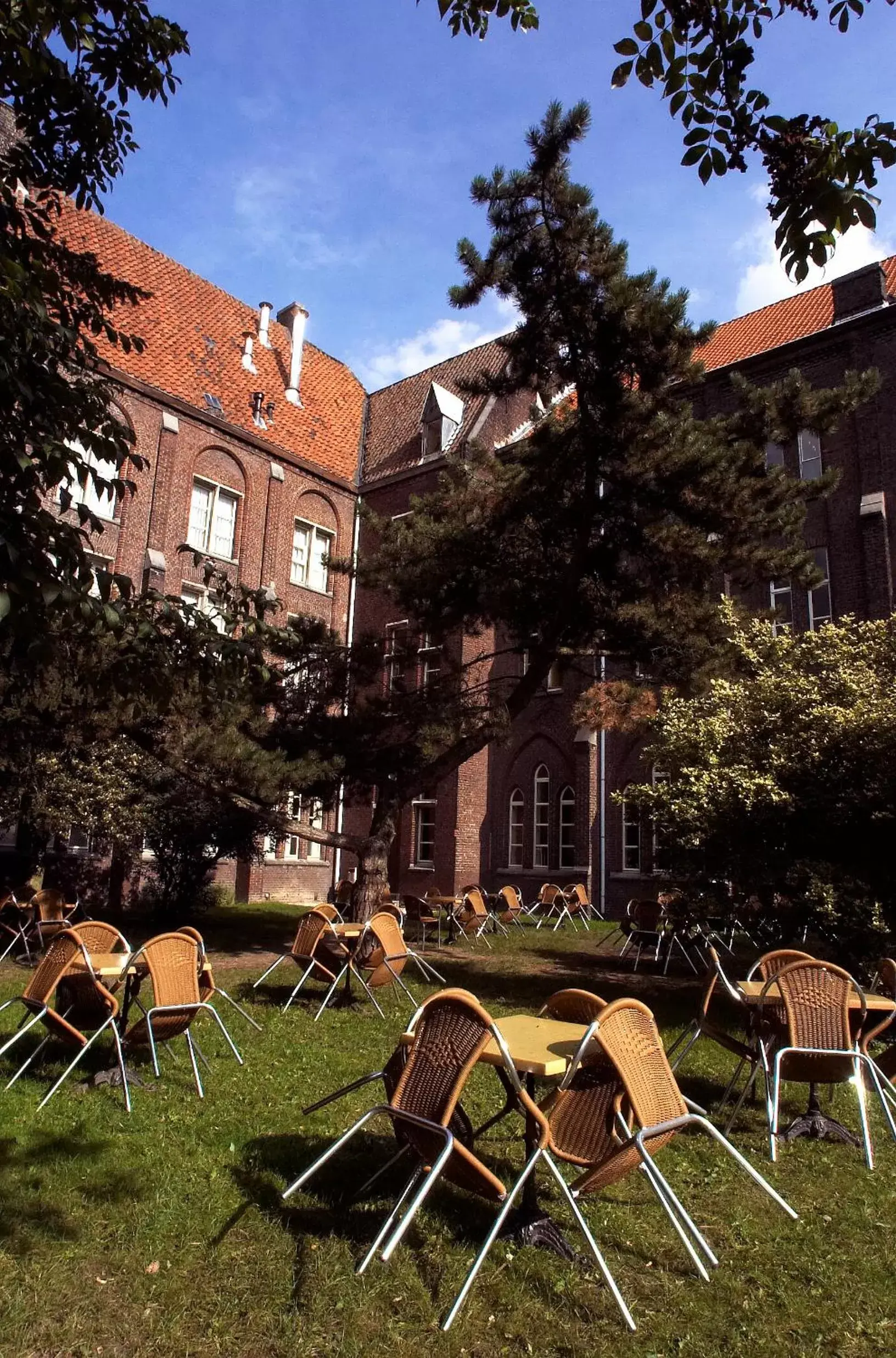 Garden, Property Building in Hotel Monasterium PoortAckere