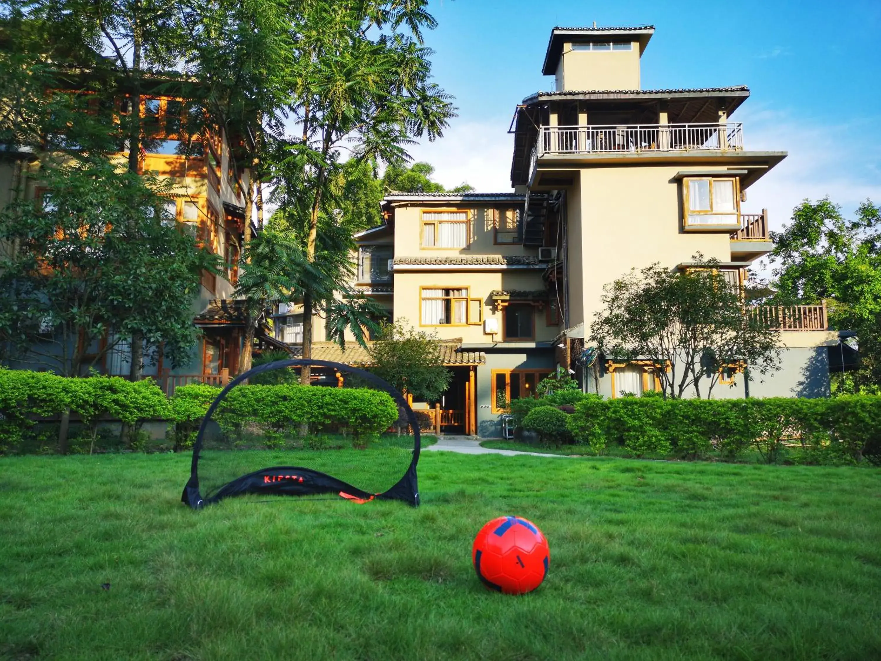 Property Building in Yangshuo Moondance Hotel