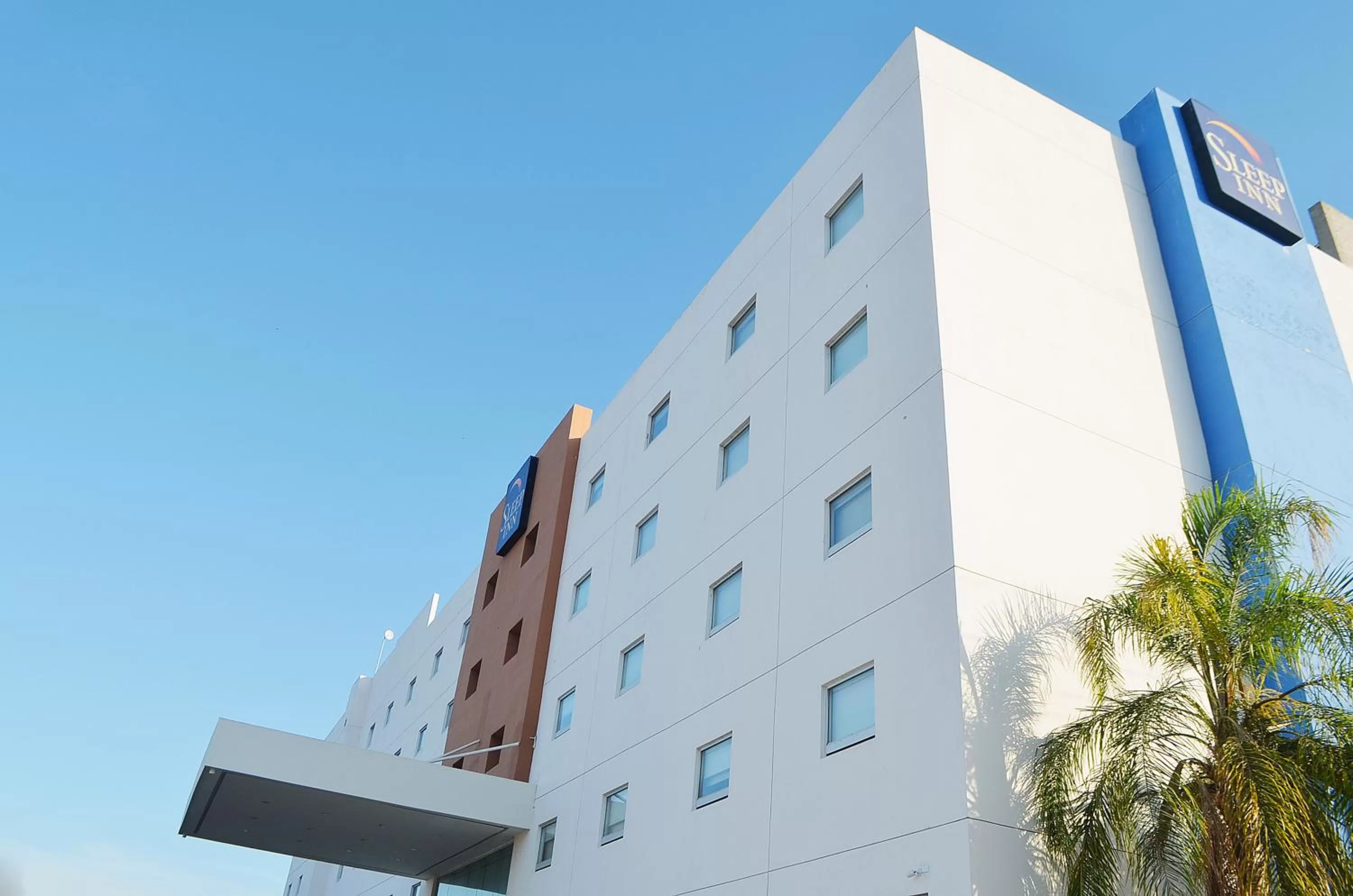 Property building in Sleep Inn Mazatlan