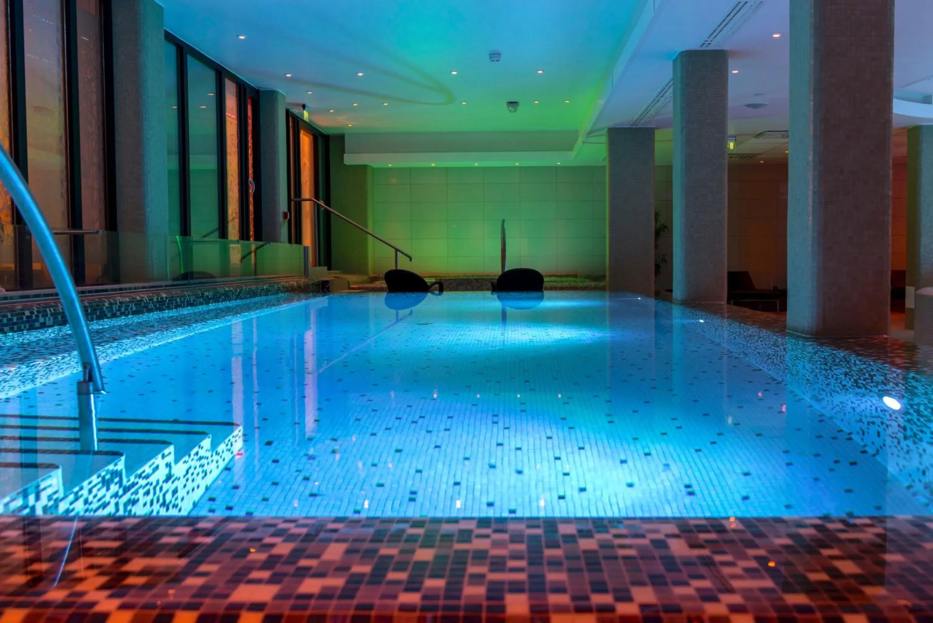 Massage, Swimming Pool in Quality Hotel Strand Gjøvik