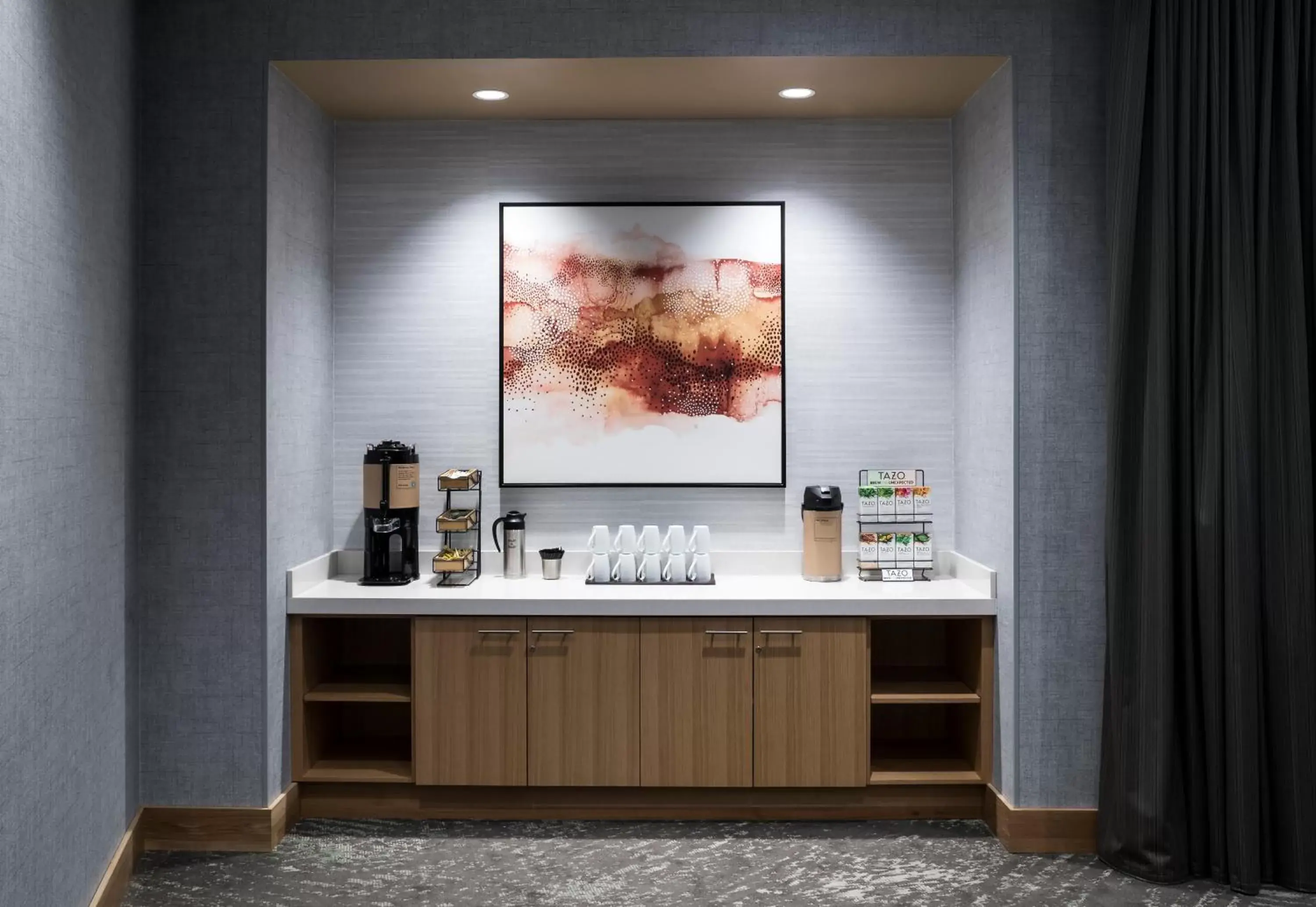 Coffee/tea facilities, Kitchen/Kitchenette in Hyatt House Tempe Phoenix University