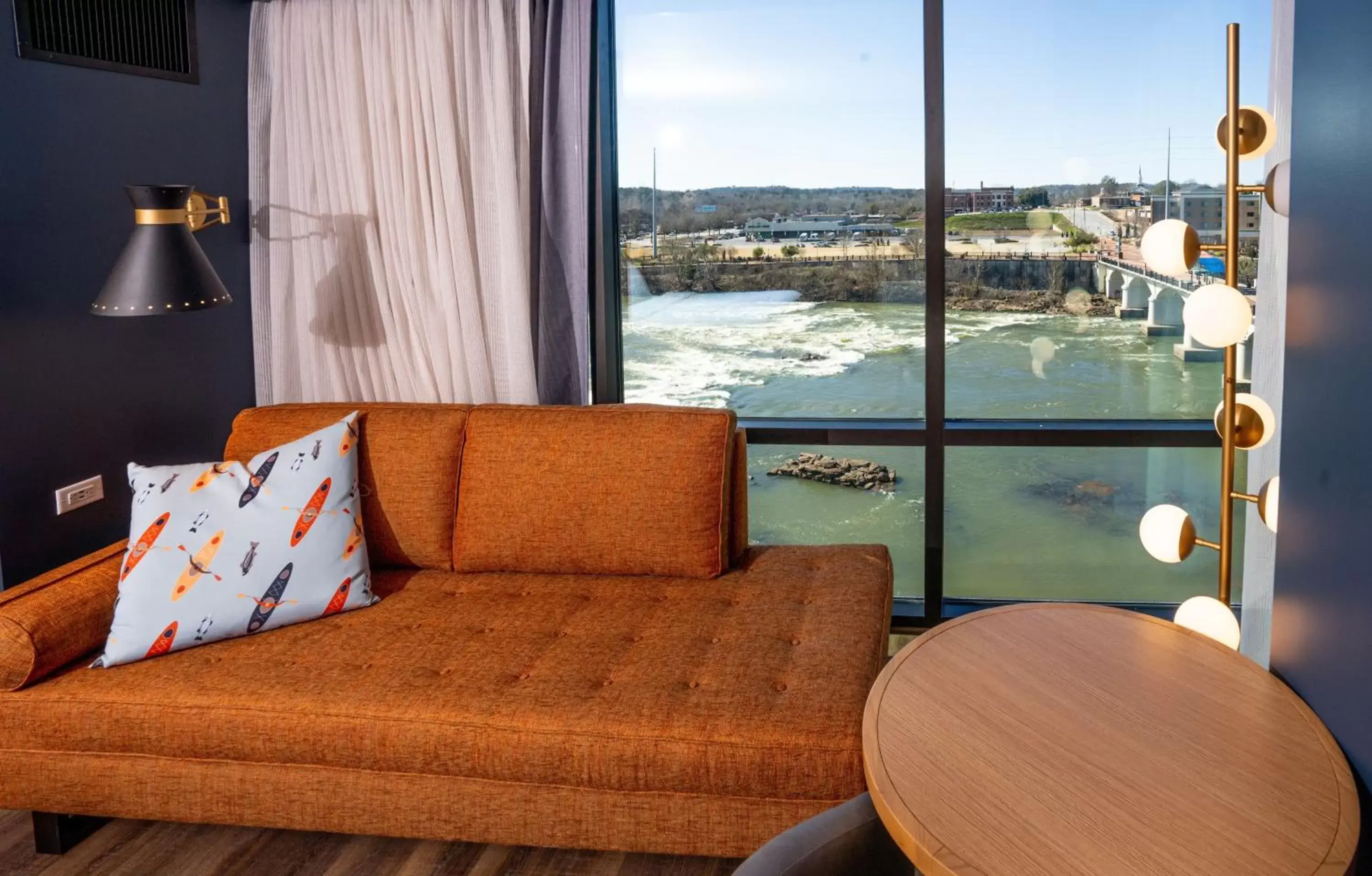 Standard King Room with River View in Hotel Indigo - Columbus at Riverfront Place by IHG Standard King Room with River View in Hotel Indigo - Columbus at Riverfront Place by IHG