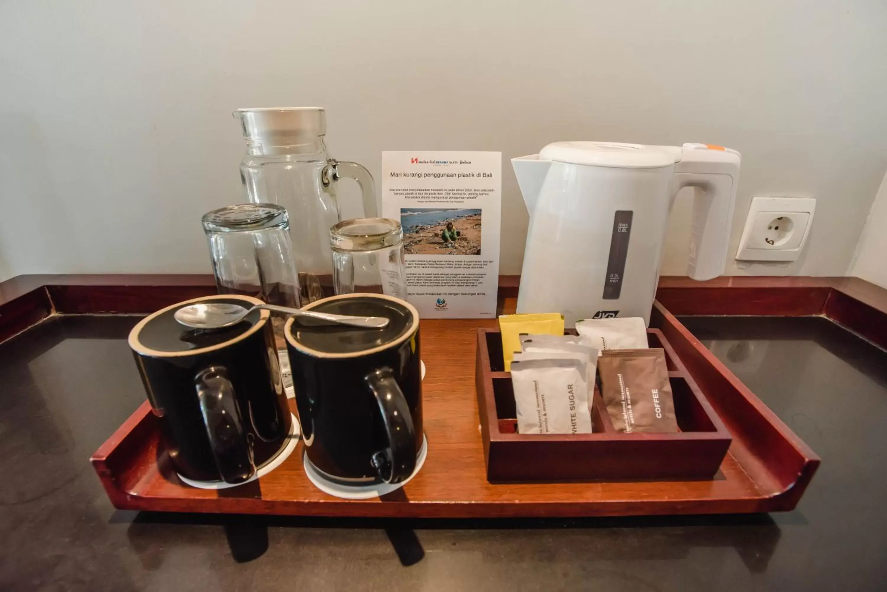 Coffee/tea facilities in Swiss-Belresort Watu Jimbar