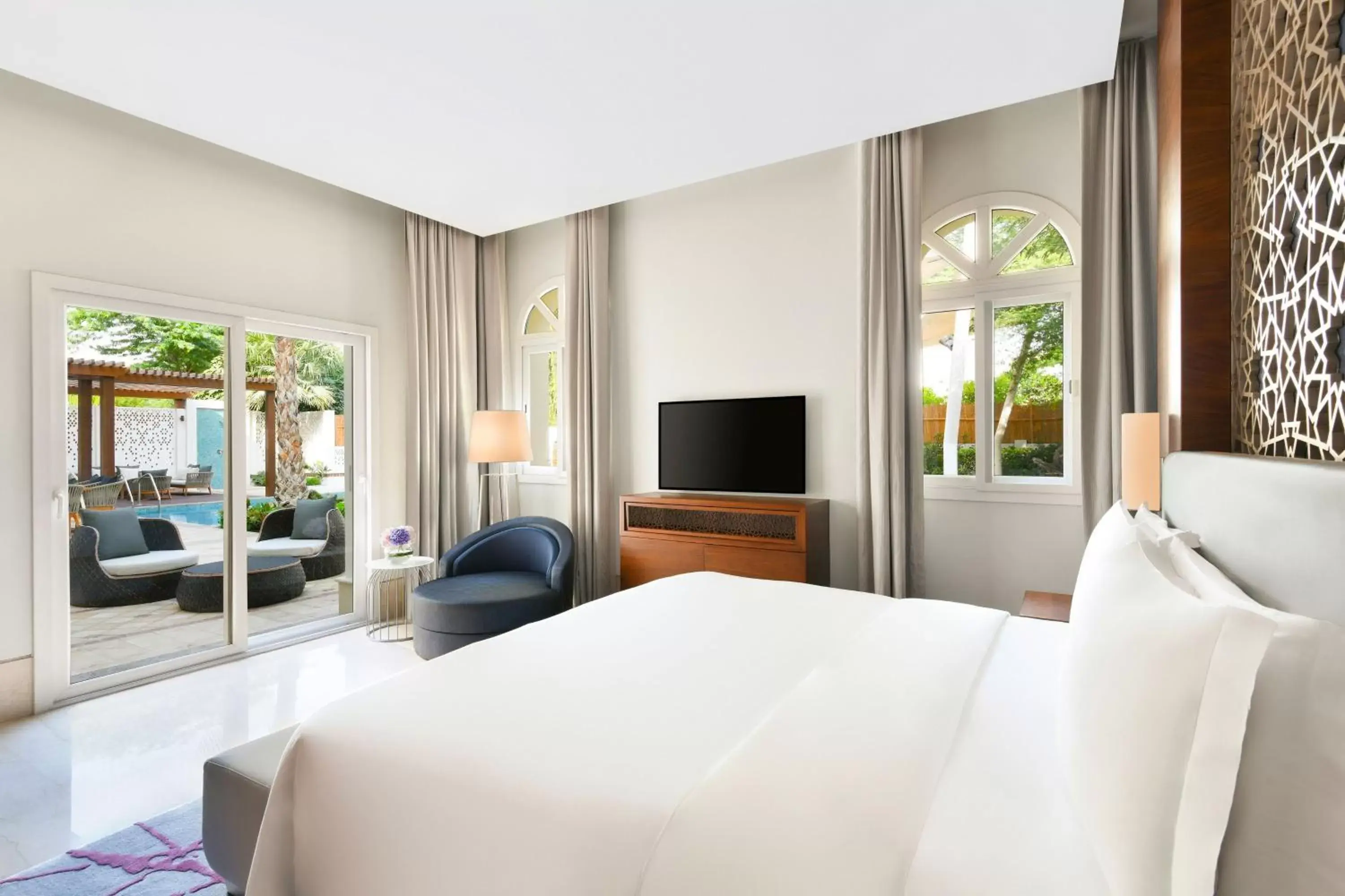 Bedroom, Bed in Al Messila, A Luxury Collection Resort & Spa, Doha