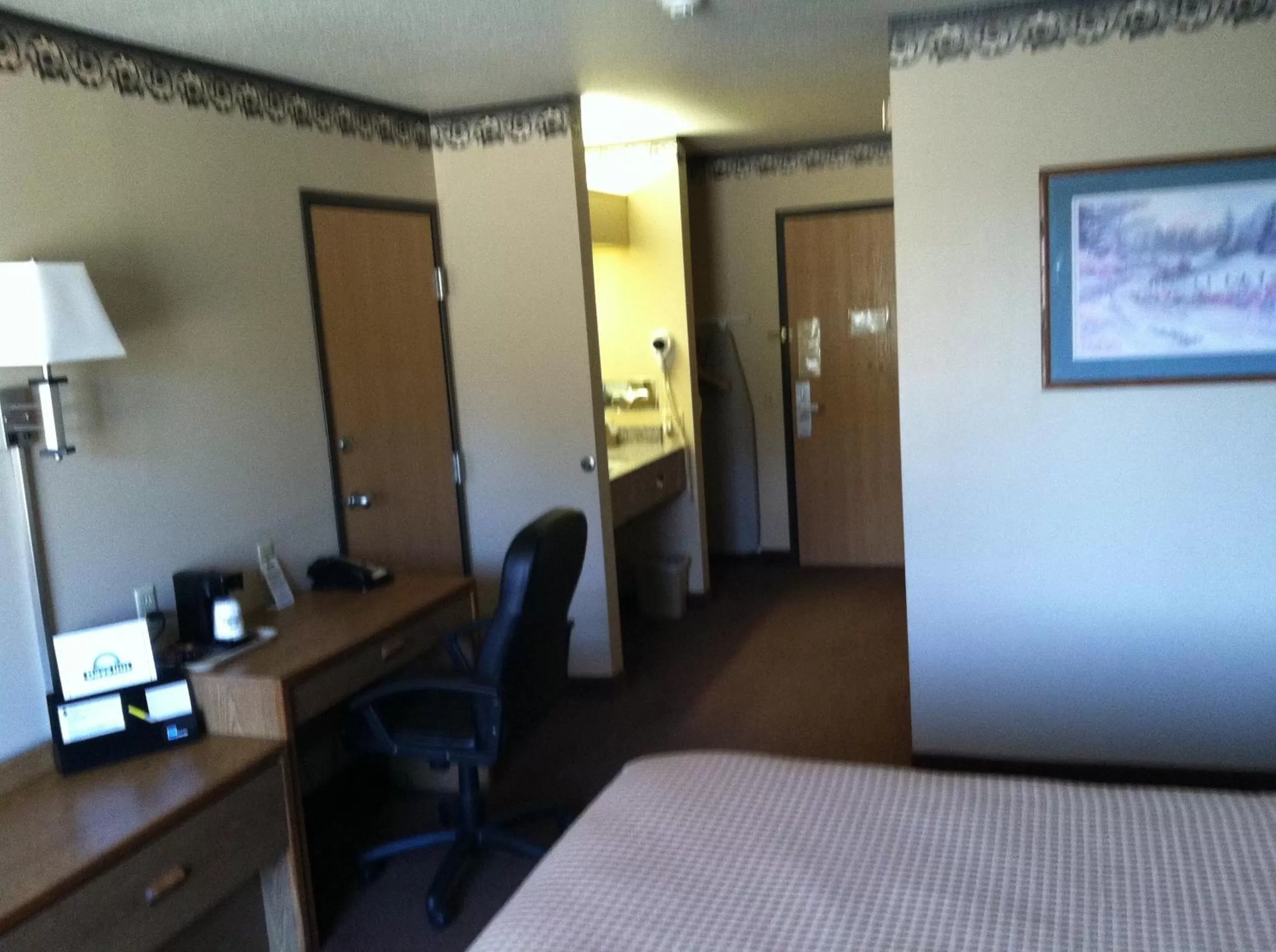 Bed in Days Inn by Wyndham Worthington