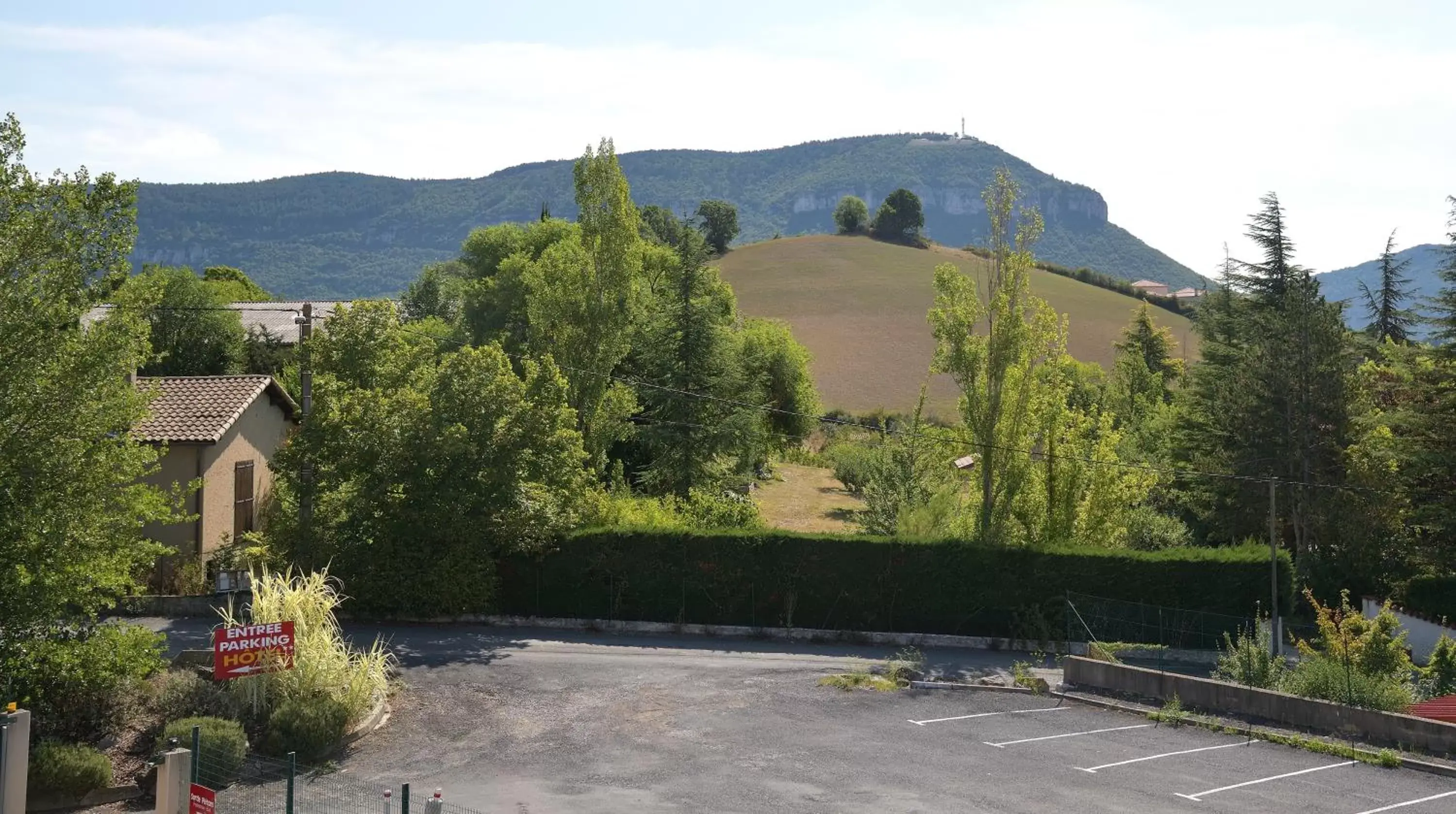 Natural landscape, Mountain View in Hotel Restaurant du Bowling de Millau