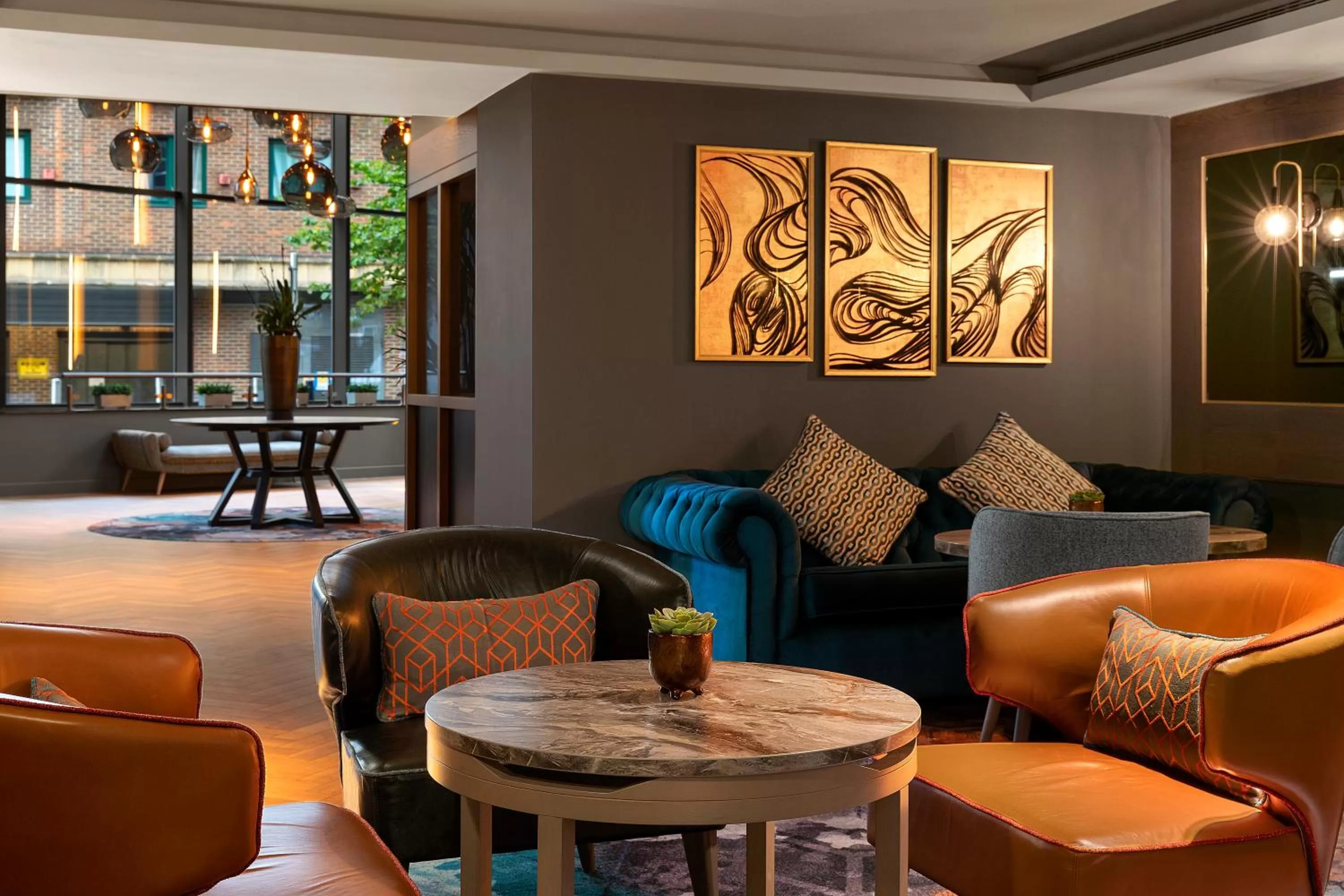 Lobby or reception in Leonardo Royal London Tower Bridge