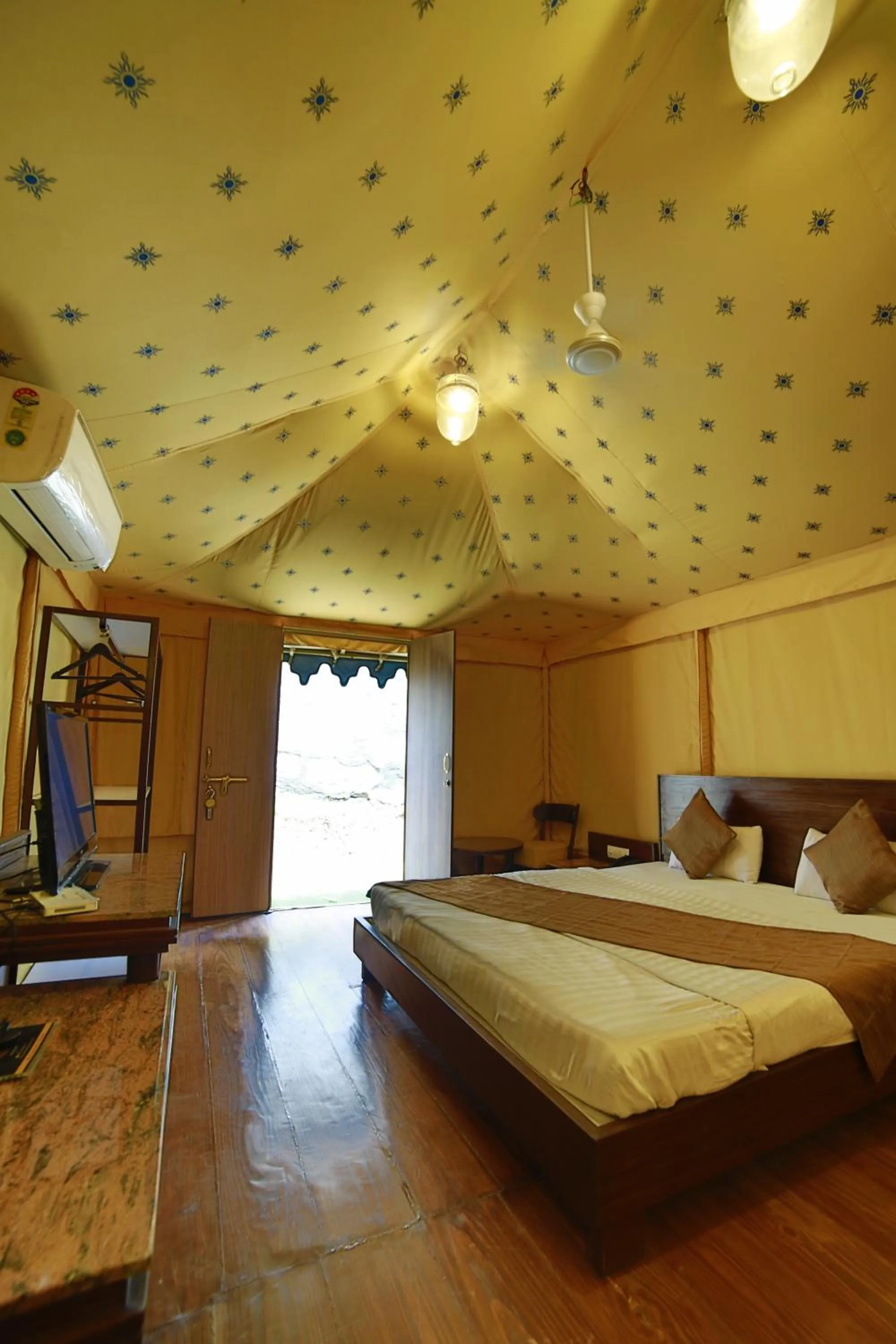 Bed in The Colonial Manek Manor By SAH