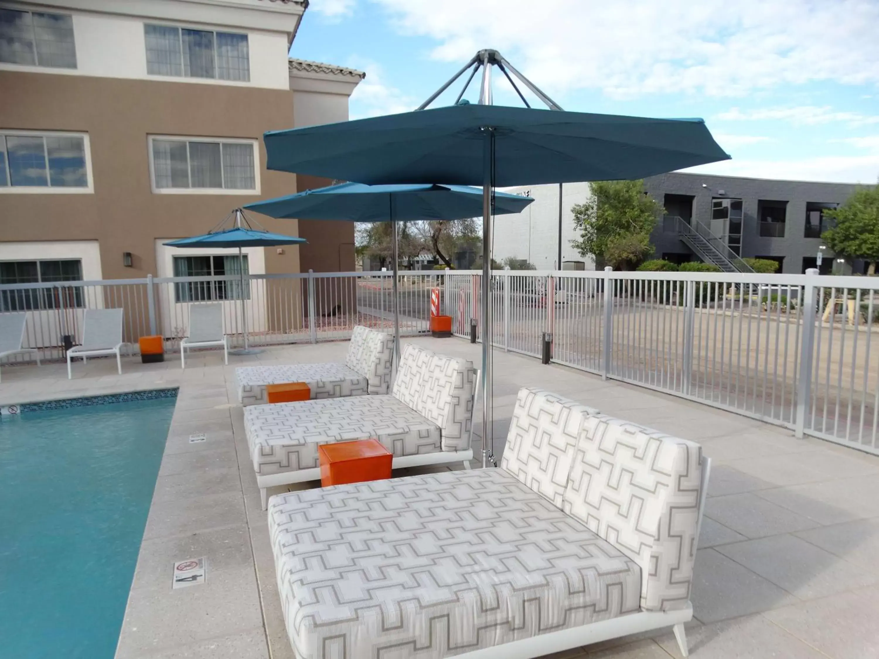 On site, Swimming Pool in Aiden by Best Western @ Scottsdale North