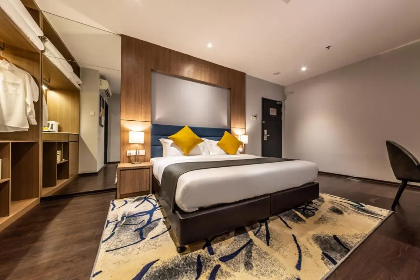Photo of the whole room, Bed in Fives Hotel Johor Bahru City Centre