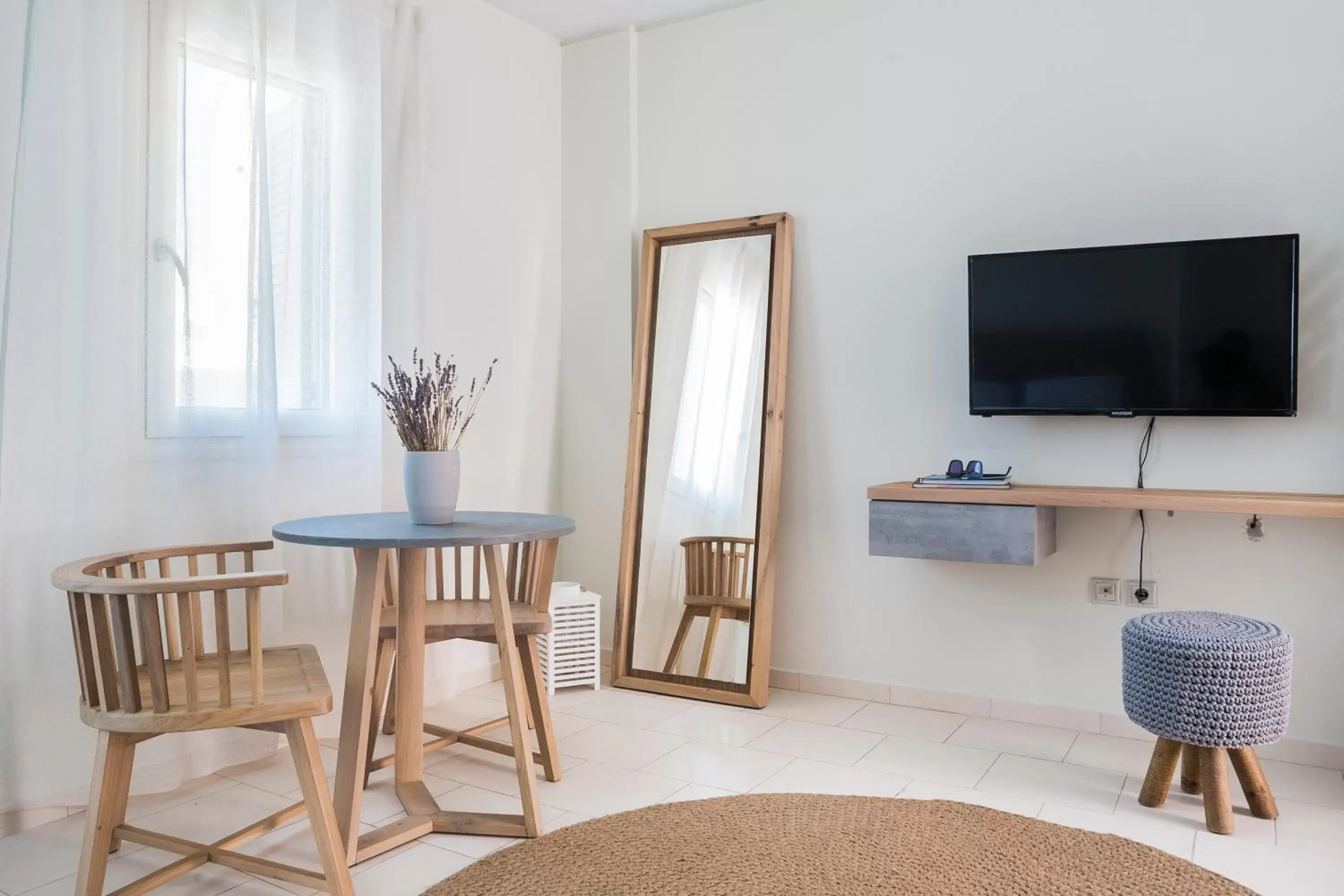 Seating area, TV/Entertainment Center in Argostoli Marina Suites