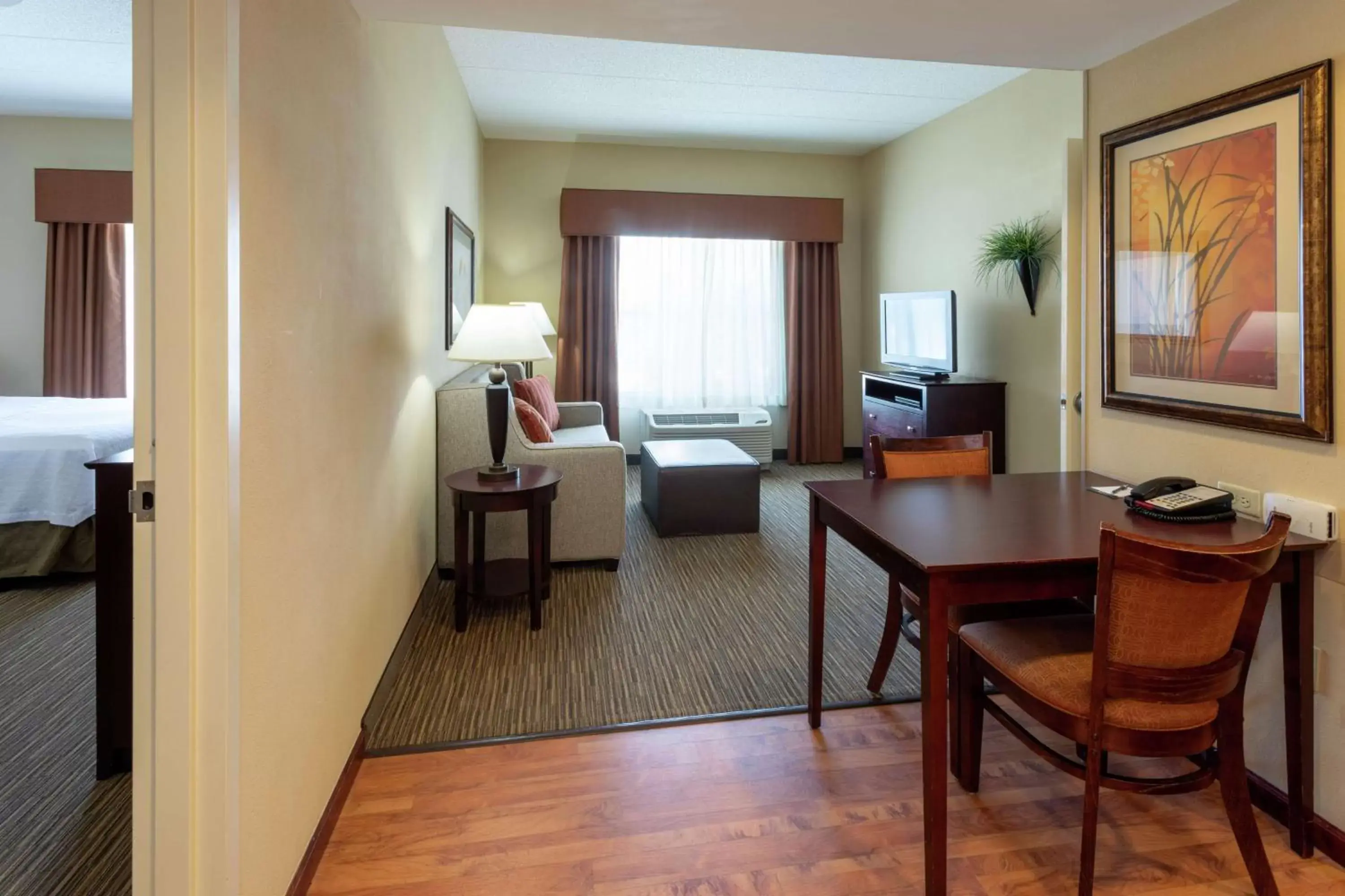 Bedroom, Seating Area in Homewood Suites by Hilton Minneapolis - Saint Louis Park at West End