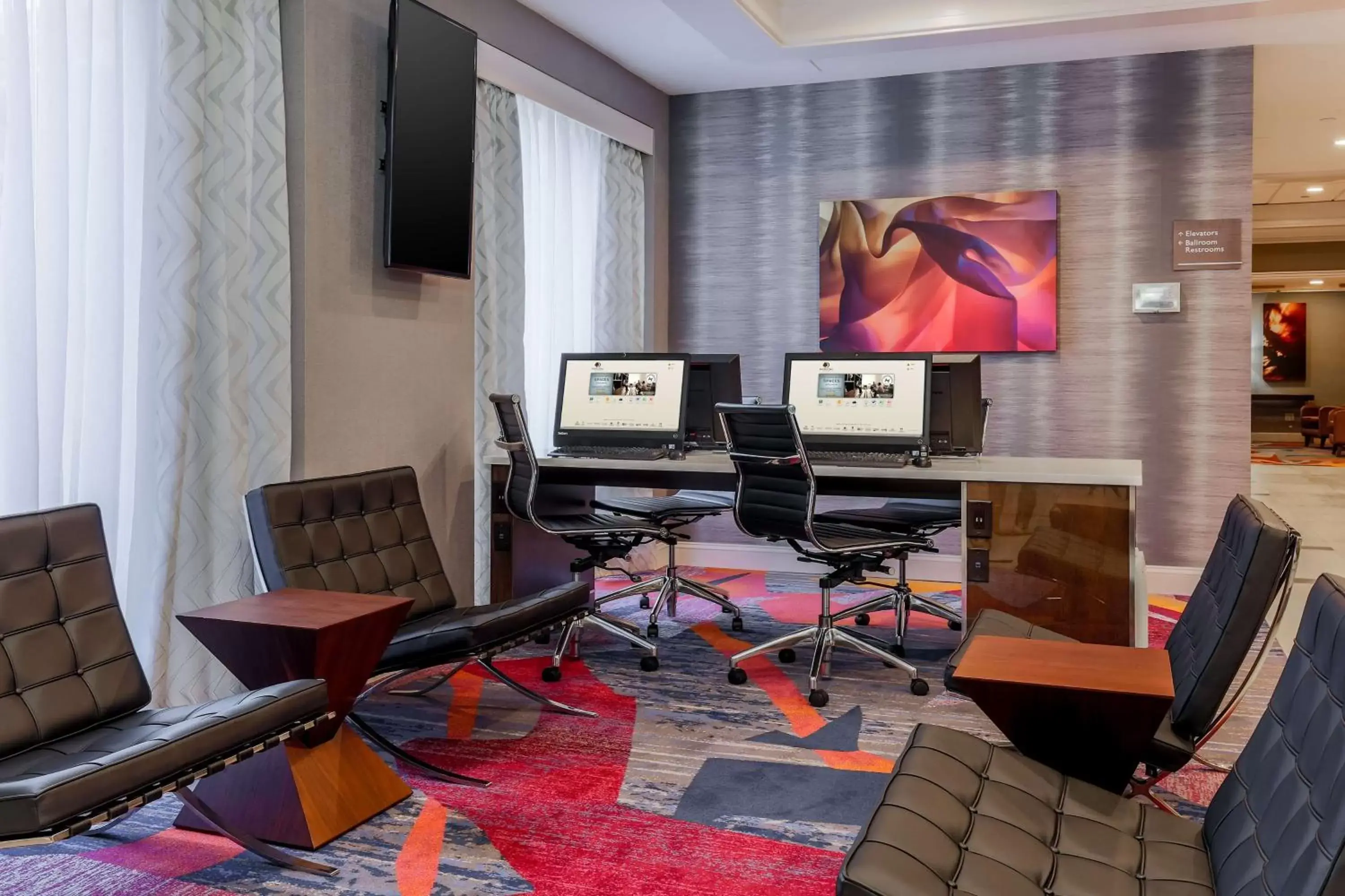 Business facilities in DoubleTree by Hilton Atlanta Airport