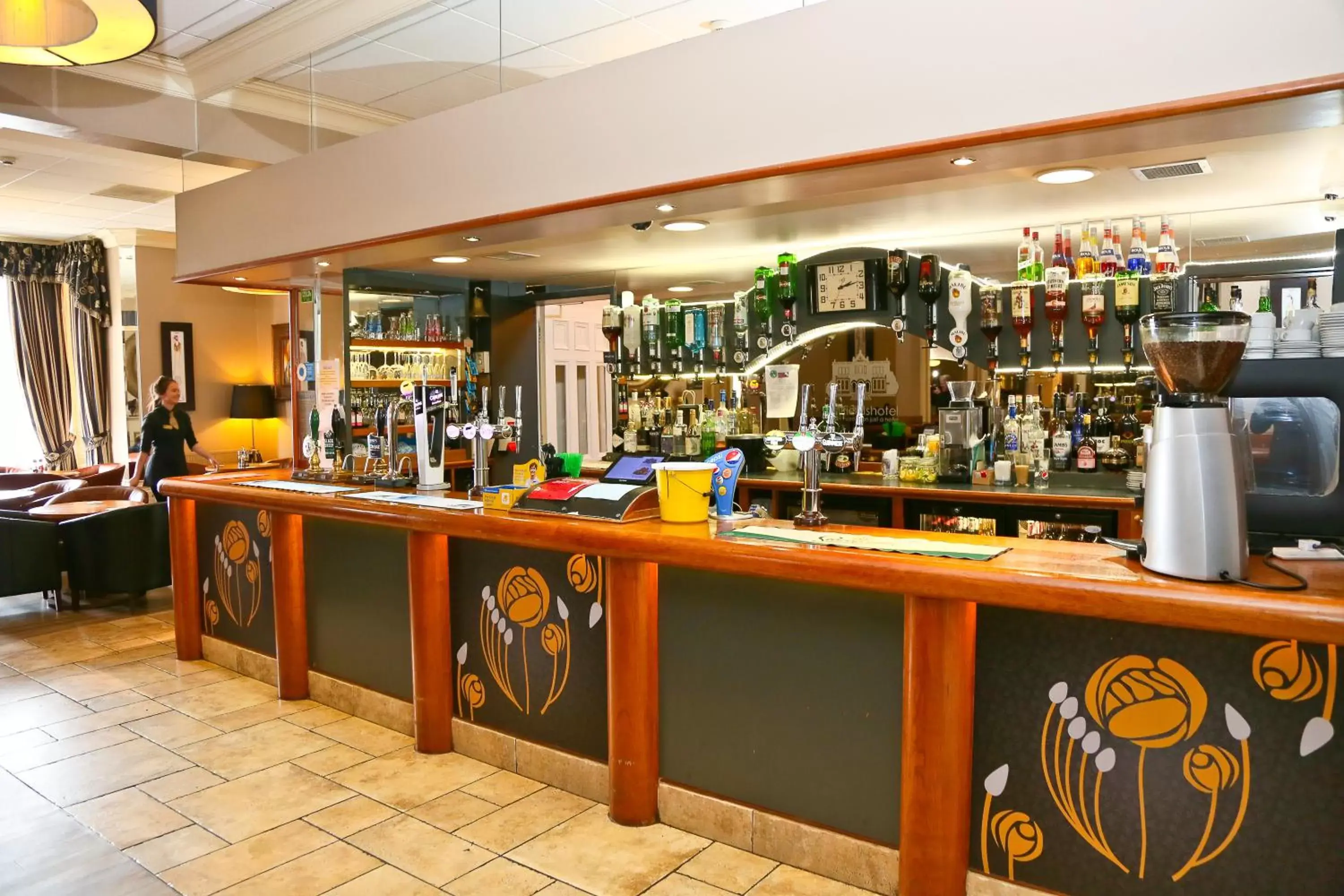 Lounge/Bar in Millfields Hotel