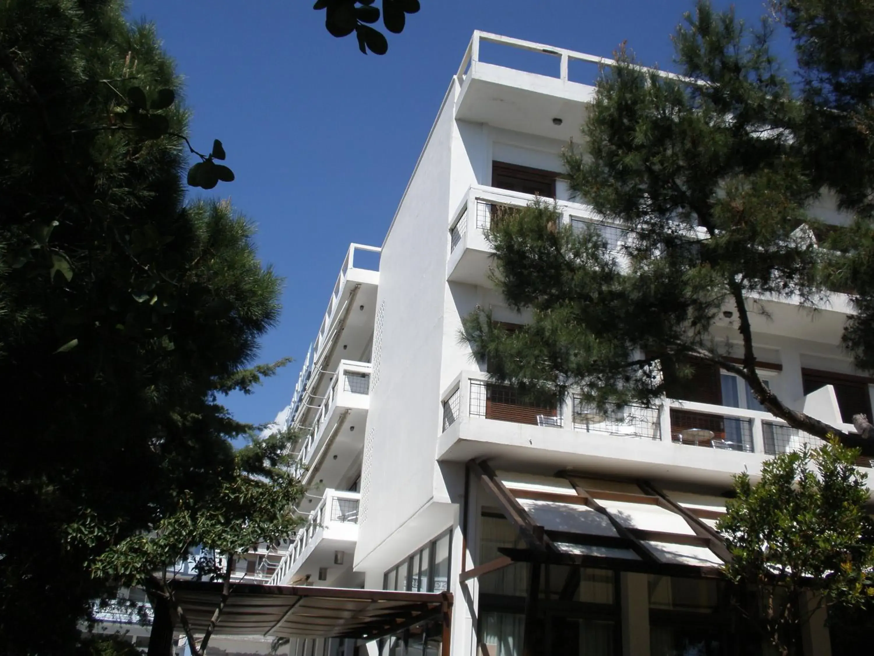 Facade/entrance, Property Building in Karystion Hotel
