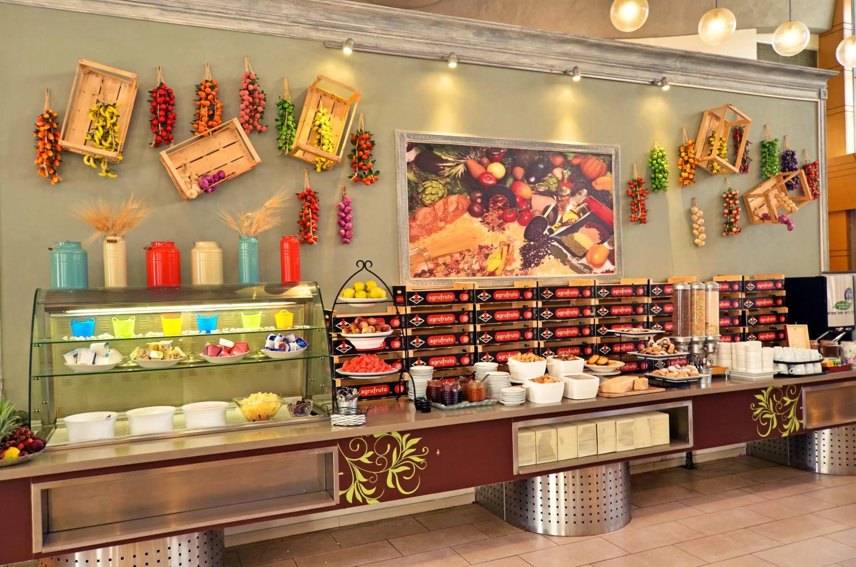 Food and drinks in Ruth Daniel Residence