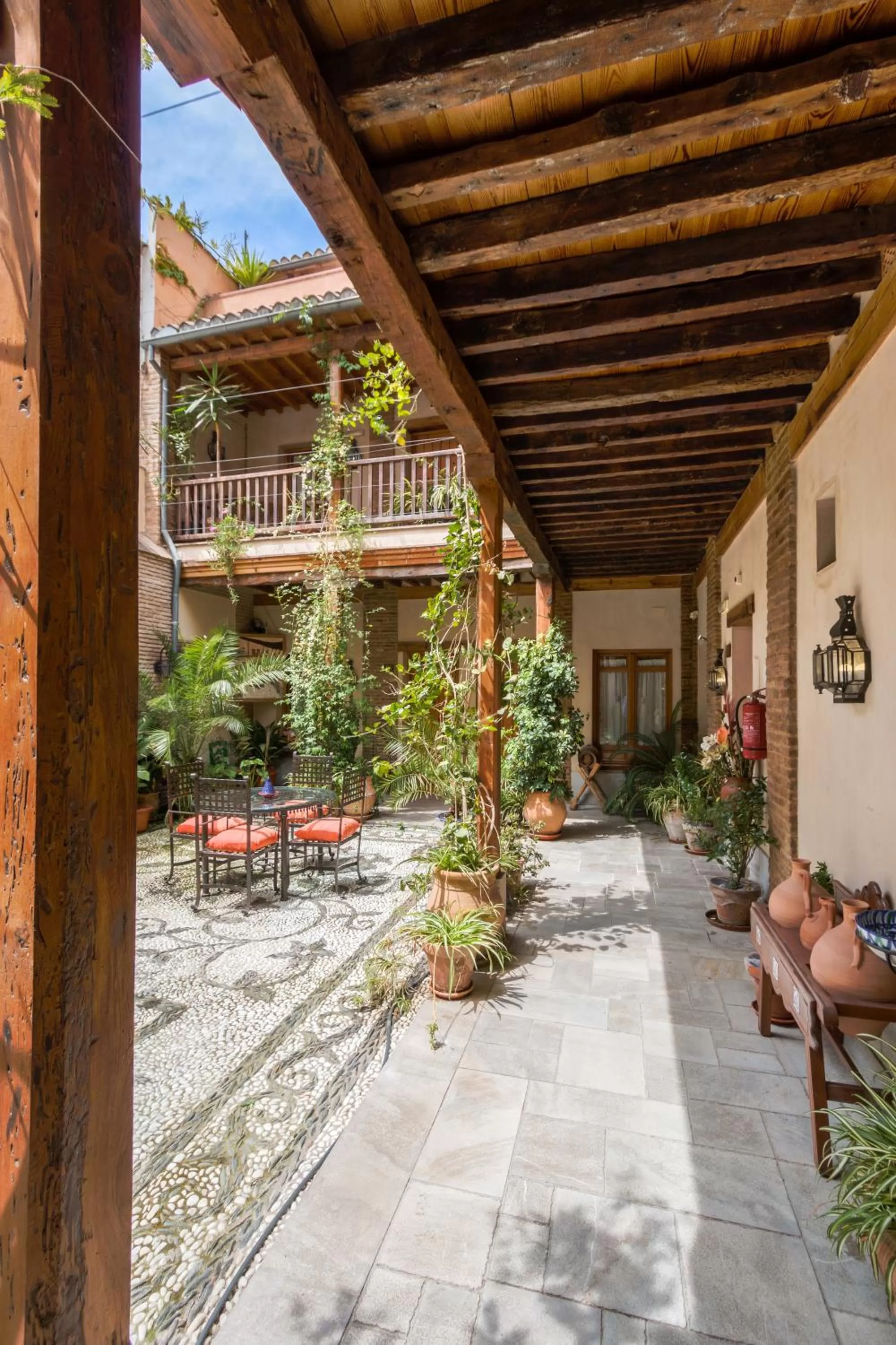Patio in Abadía Hotel