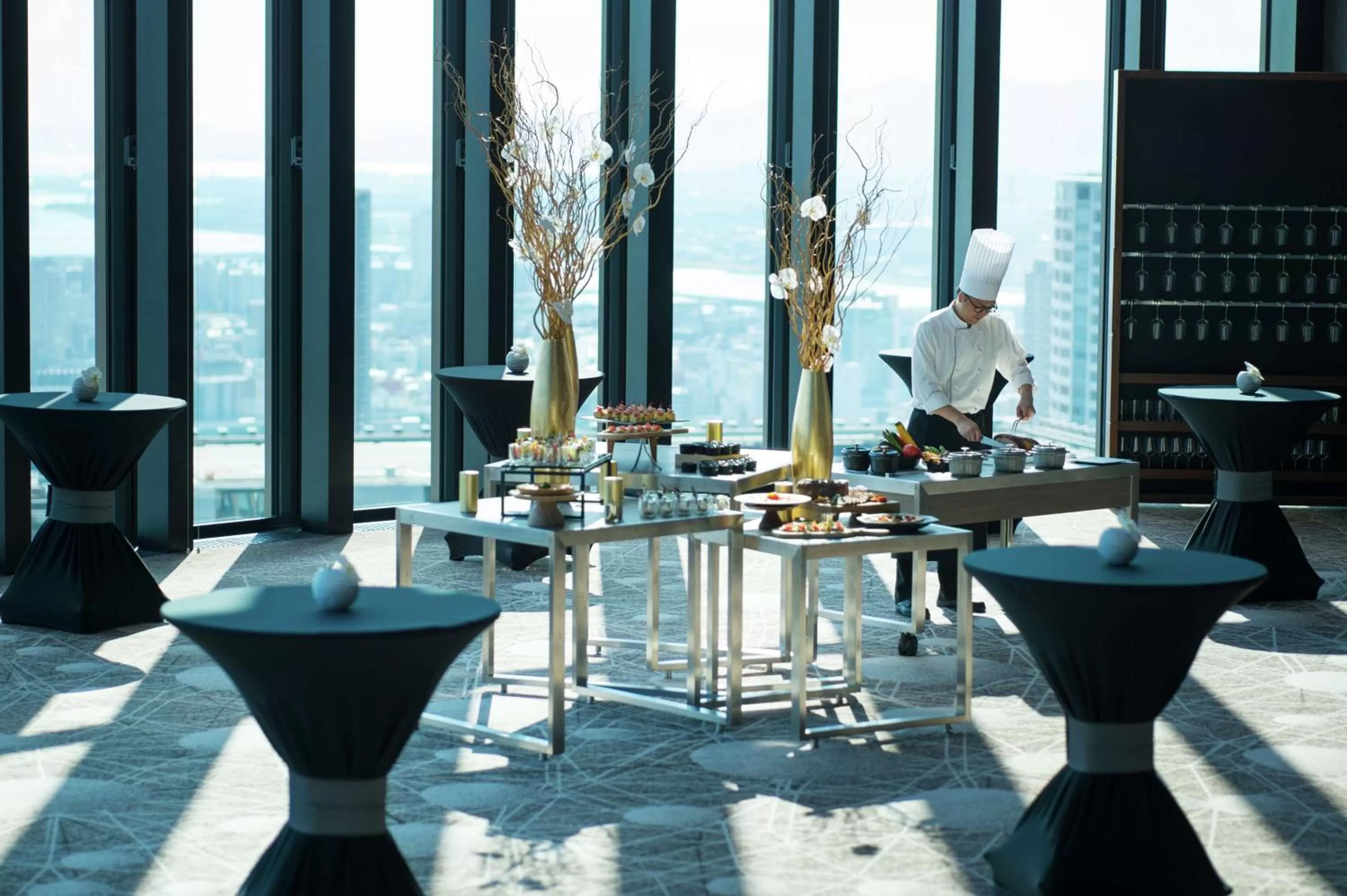 Restaurant/places to eat in Conrad Osaka