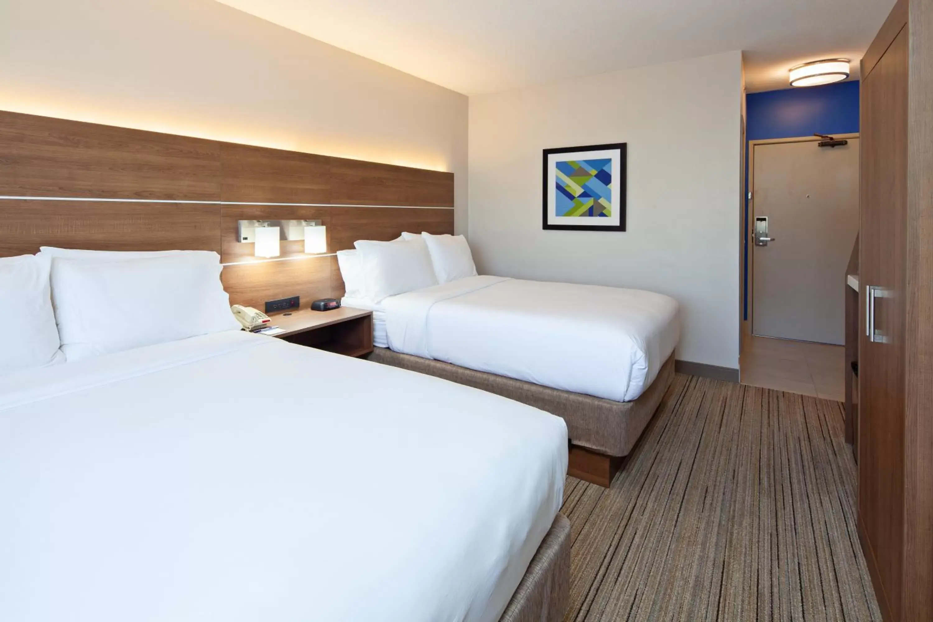 Bedroom, Bed in Holiday Inn Express Hotel & Suites San Diego-Escondido, an IHG Hotel