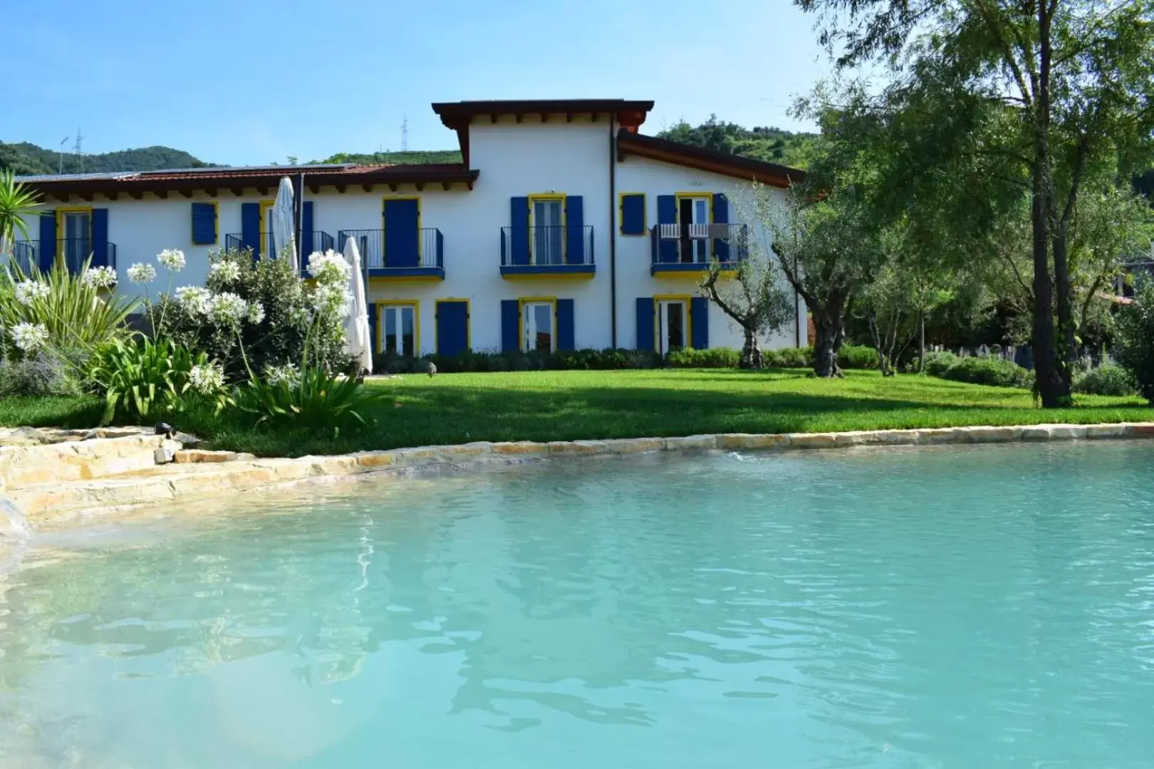 Swimming pool, Property Building in Le Ginestre