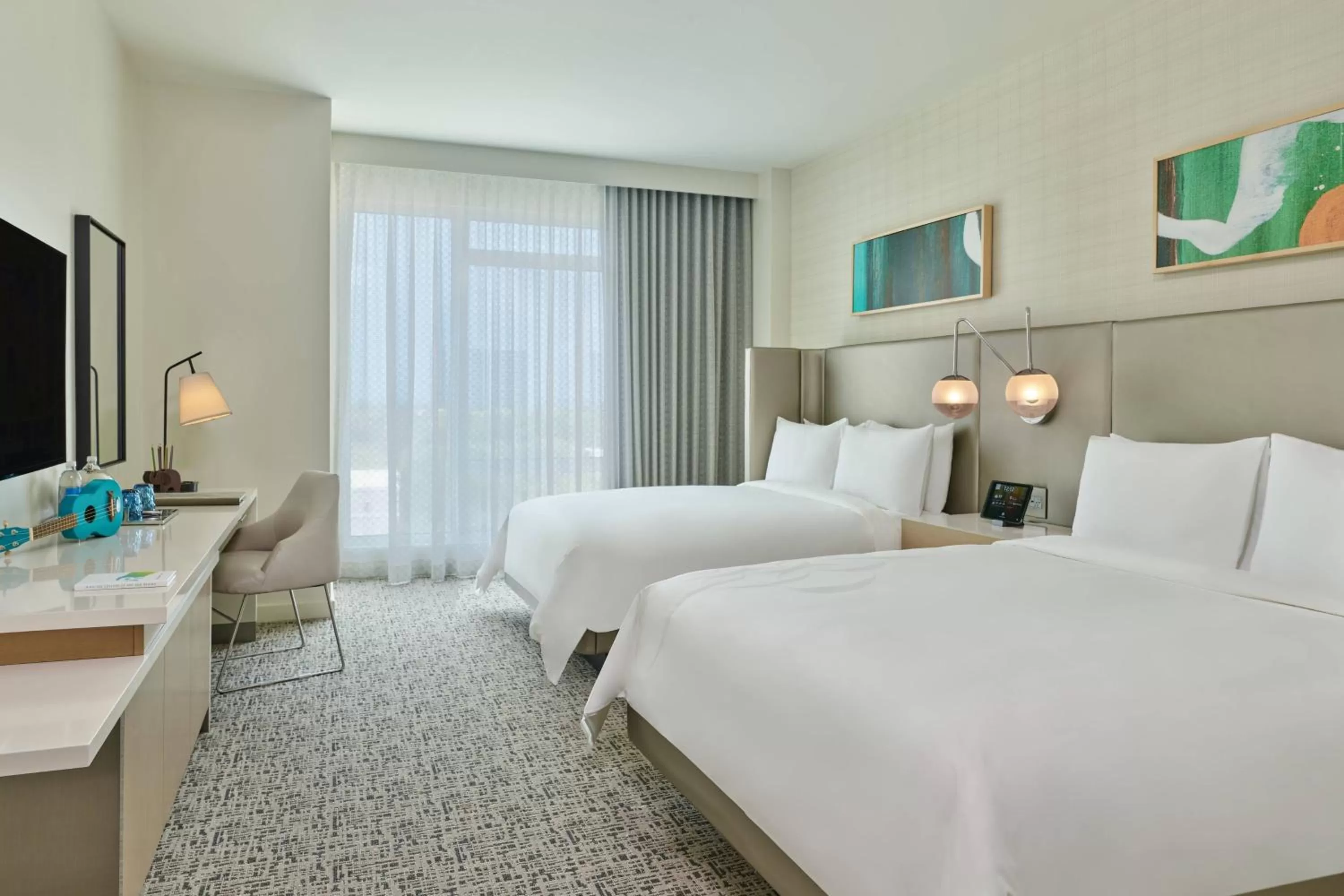 Photo of the whole room, Bed in Art Ovation Hotel, Autograph Collection