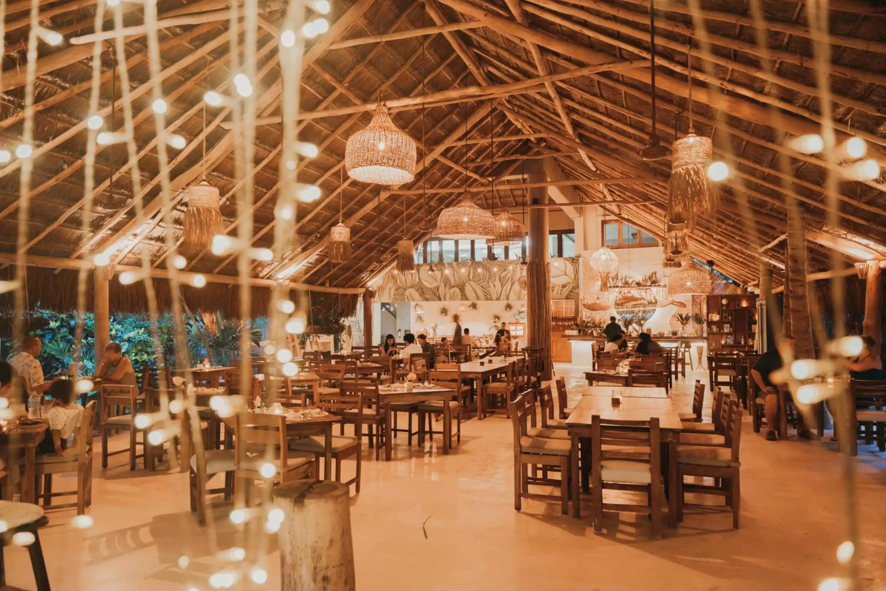 Restaurant/places to eat in Petit Lafitte Beach Front Hotel & Bungalows Restaurant/places to eat in Petit Lafitte Beach Front Hotel & Bungalows