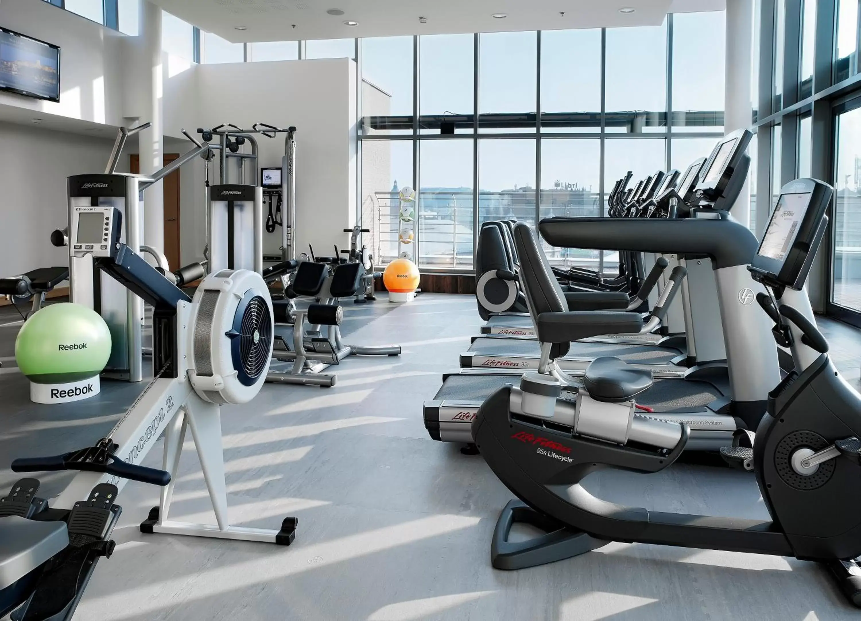 Day, Fitness Center/Facilities in Crowne Plaza Budapest, an IHG Hotel