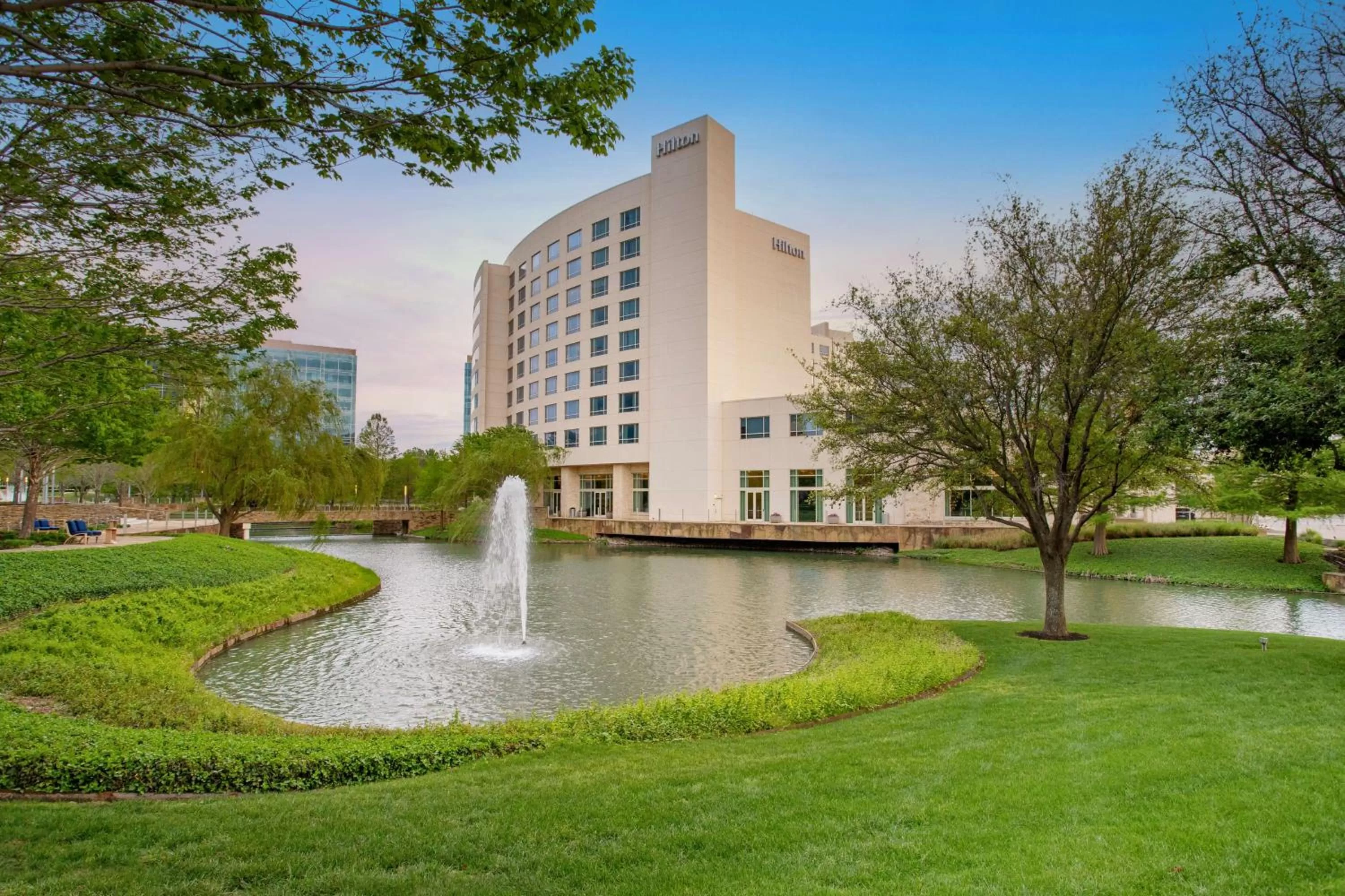 Property building in Hilton Dallas/Plano Granite Park