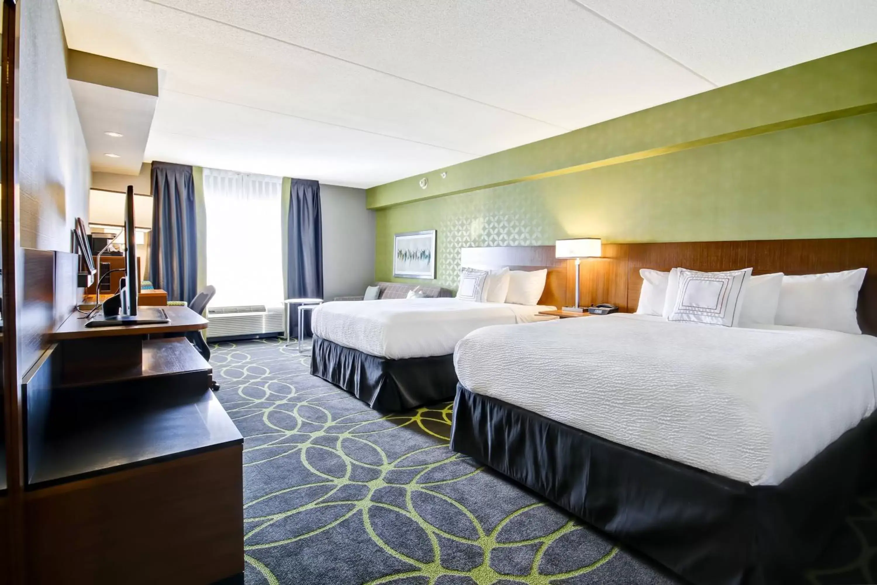 Bedroom, Bed in Fairfield Inn & Suites by Marriott Guelph