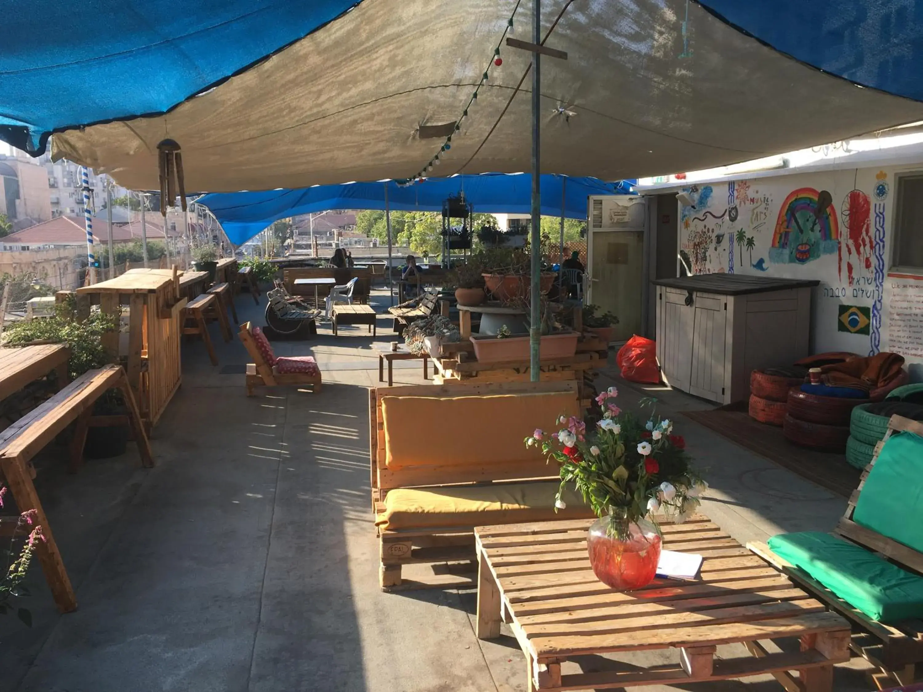 Restaurant/Places to Eat in Jerusalem Hostel