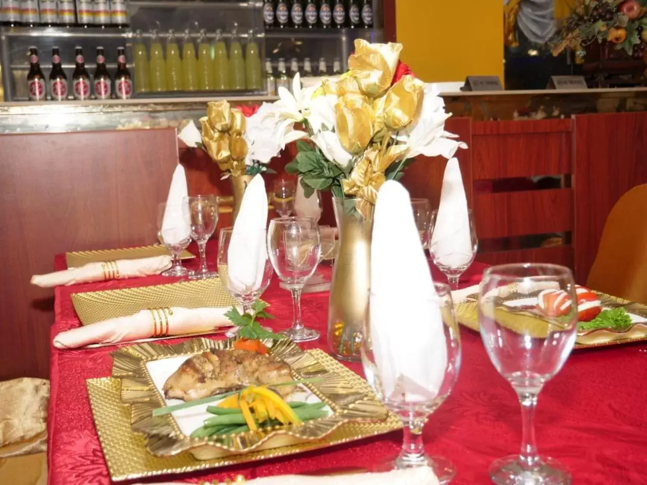 Restaurant/places to eat in Marriot Metropolitan Hotel Restaurant/places to eat in Marriot Metropolitan Hotel