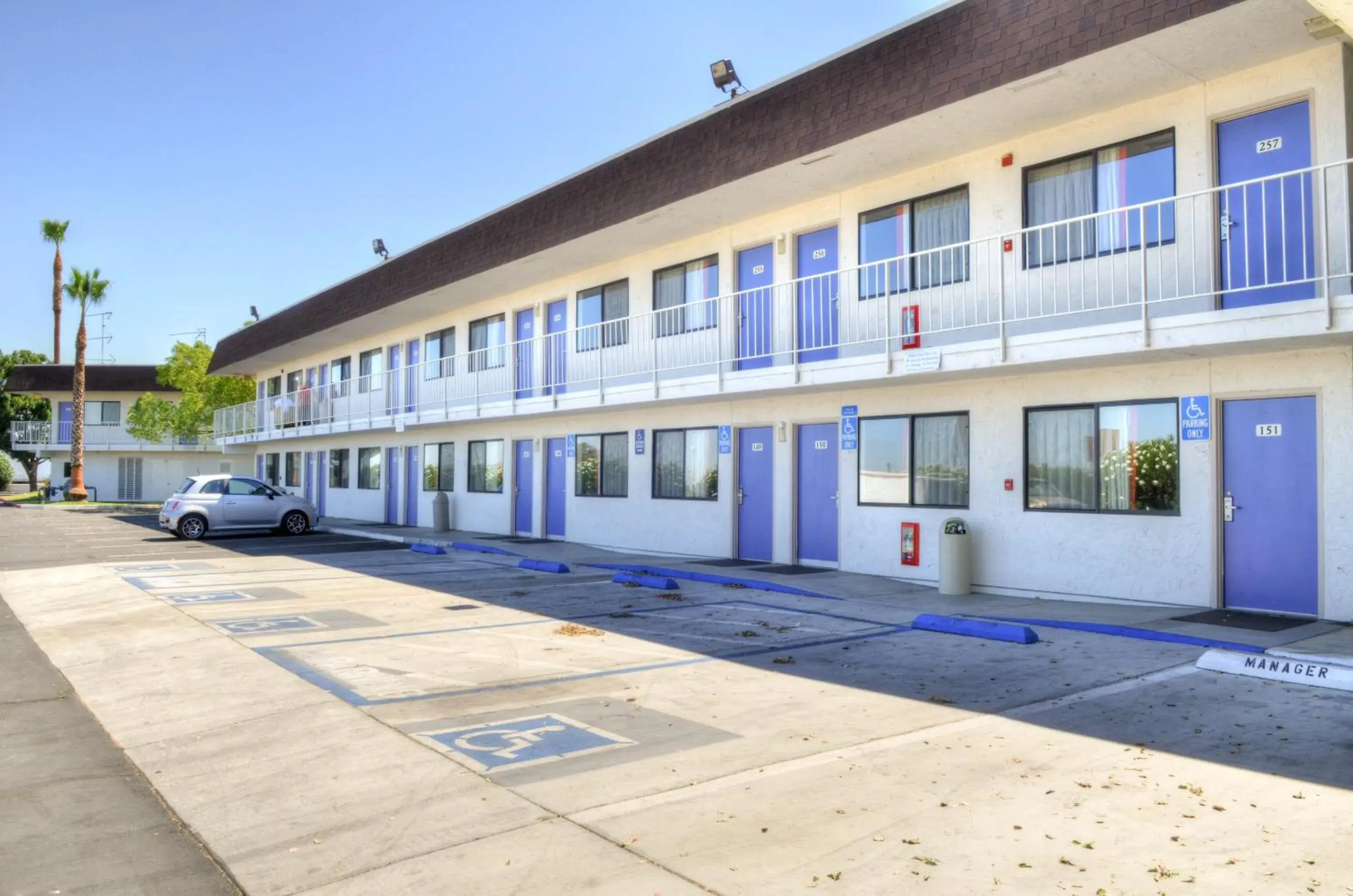 Facade/entrance, Property Building in Motel 6 Santa Nella, CA - Los Banos - Interstate 5