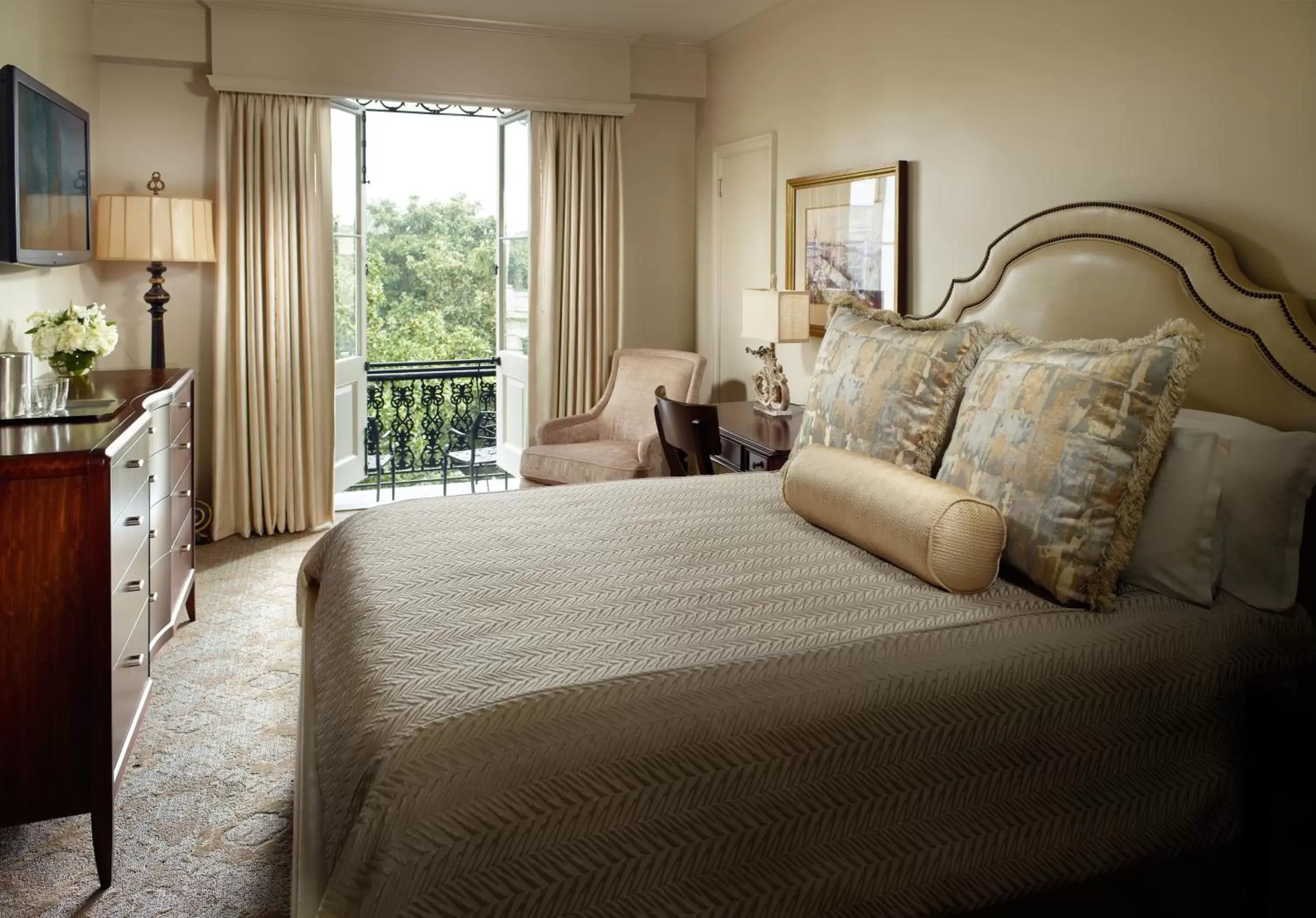 Bedroom, Bed in Omni Royal Orleans Hotel